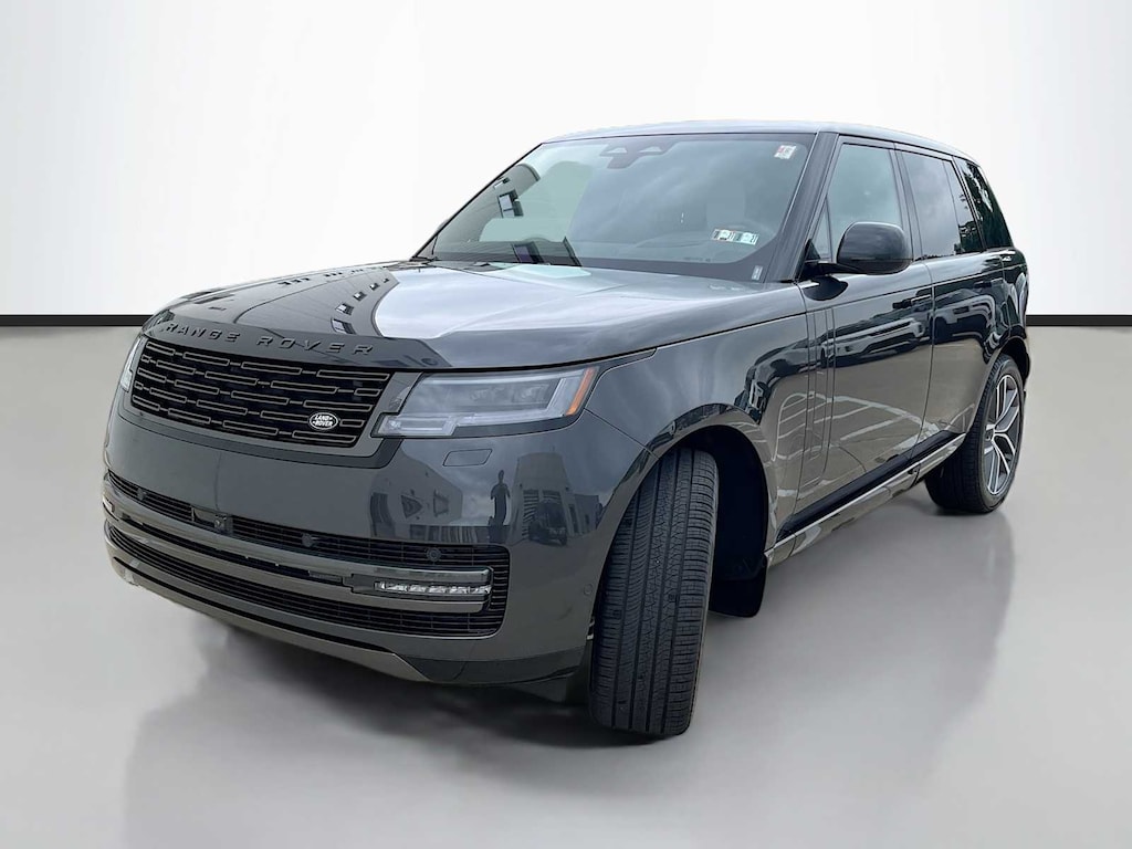 New 2026 Land Rover Range Rover SE SUV