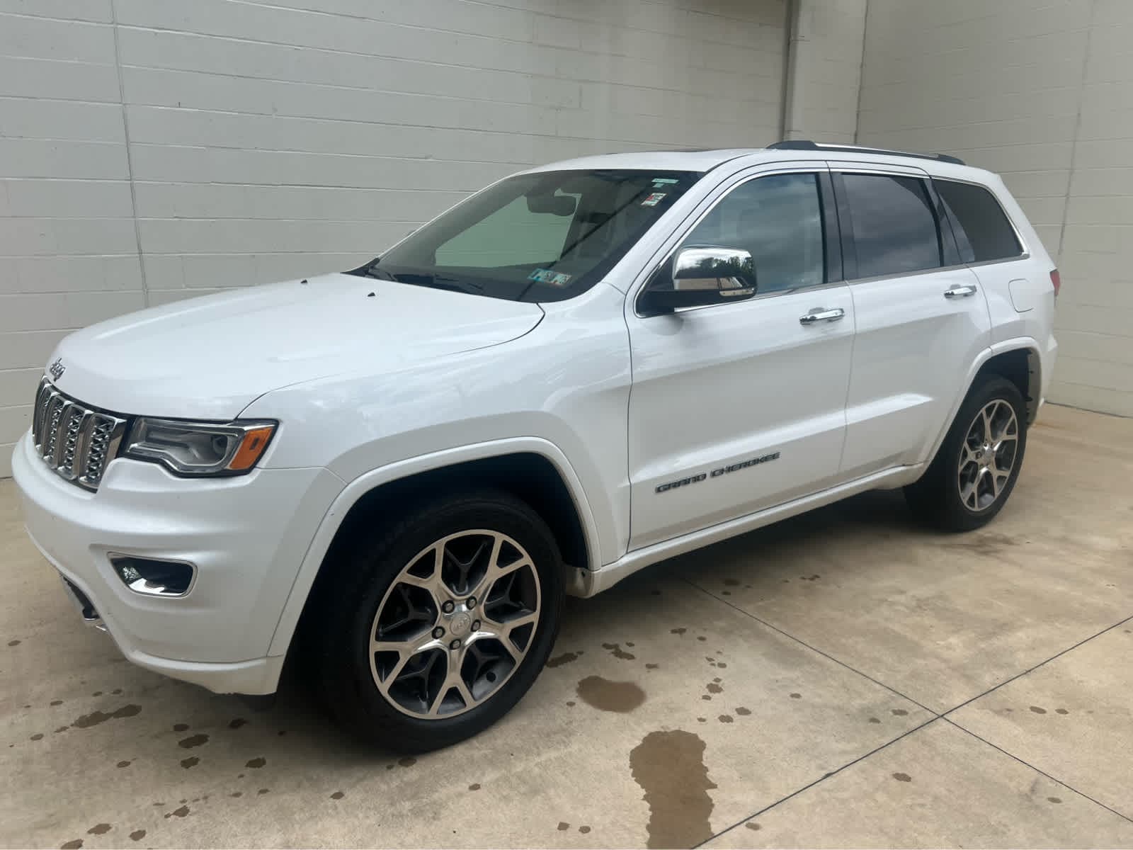 Used 2019 Jeep Grand Cherokee Overland with VIN 1C4RJFCG2KC613996 for sale in Monroeville, PA