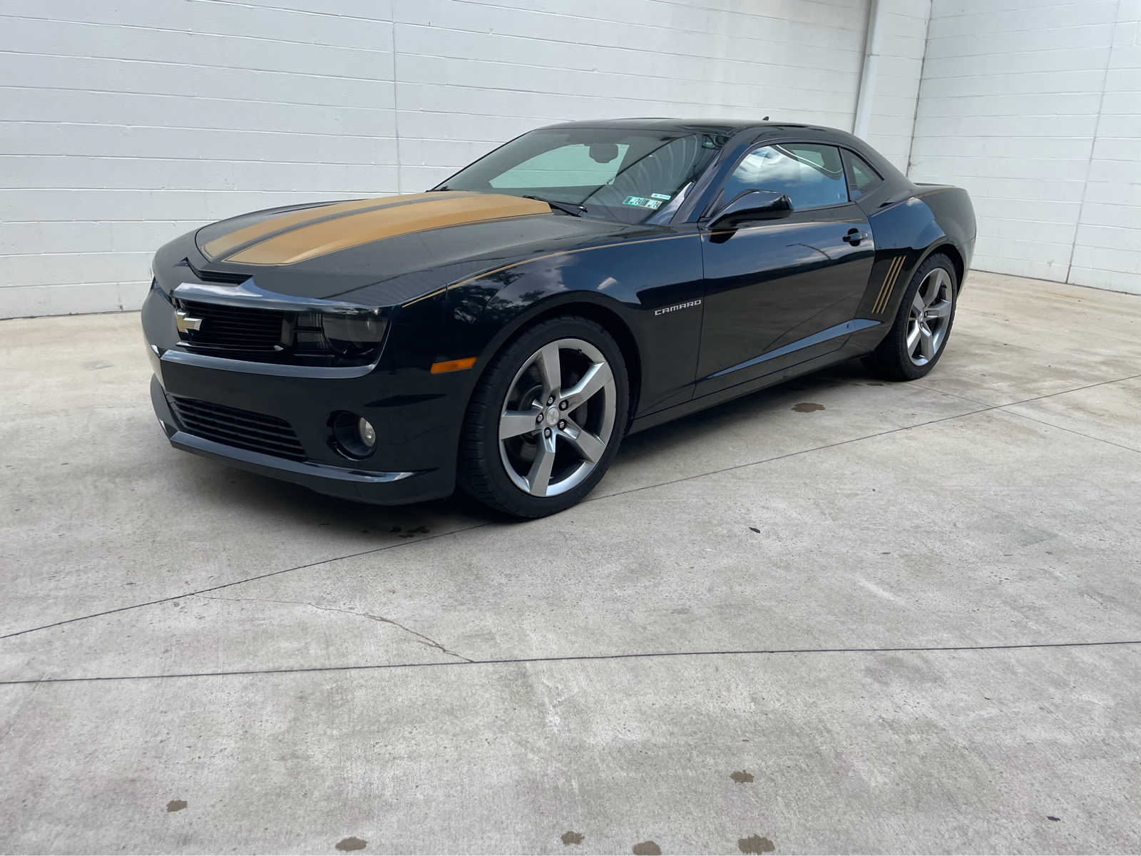 Used 2011 Chevrolet Camaro 2SS with VIN 2G1FT1EW6B9141029 for sale in Monroeville, PA