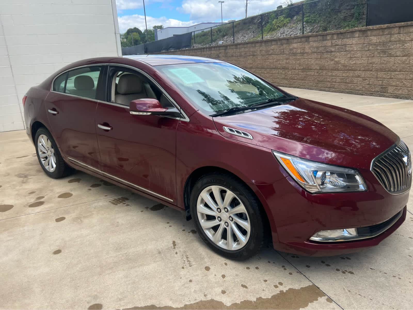 2015 Buick LaCrosse Leather photo 3