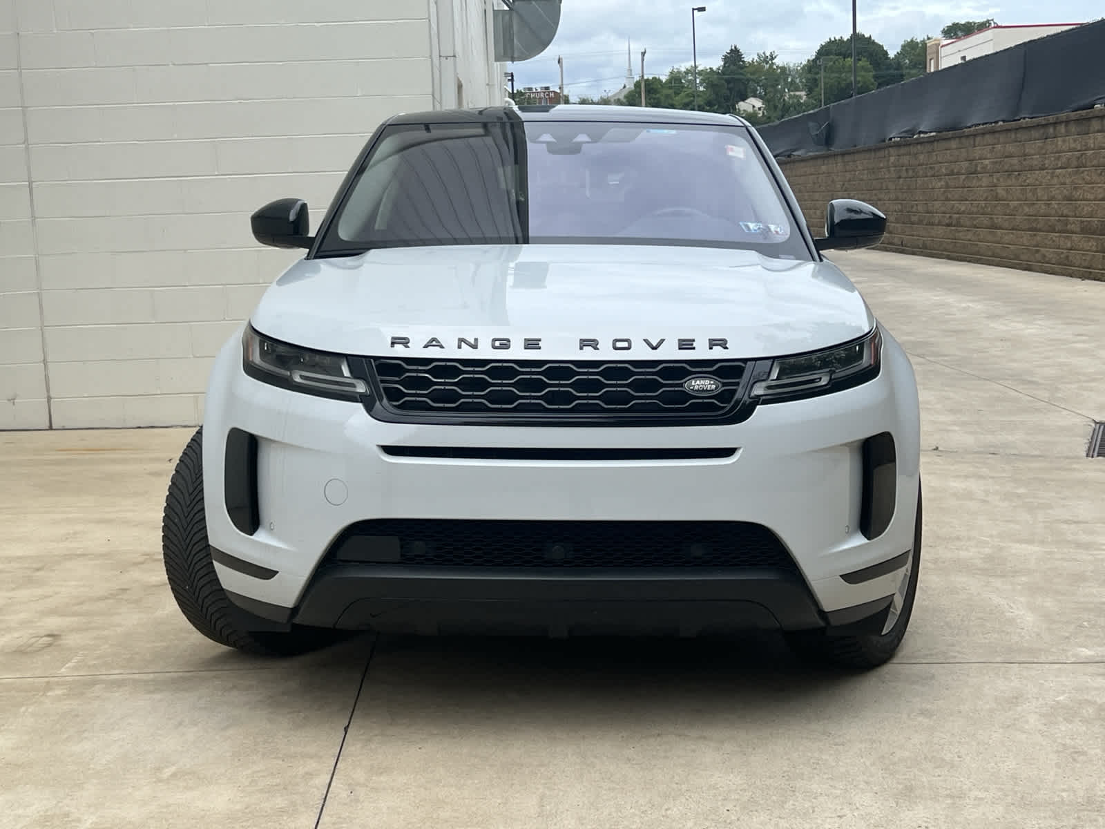 Used 2020 Land Rover Range Rover Evoque SE with VIN SALZP2FX3LH060226 for sale in Monroeville, PA