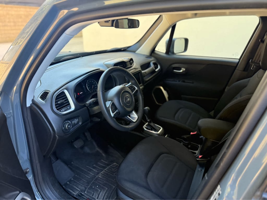 Used 2018 Jeep Renegade Latitude 4x4 SUV