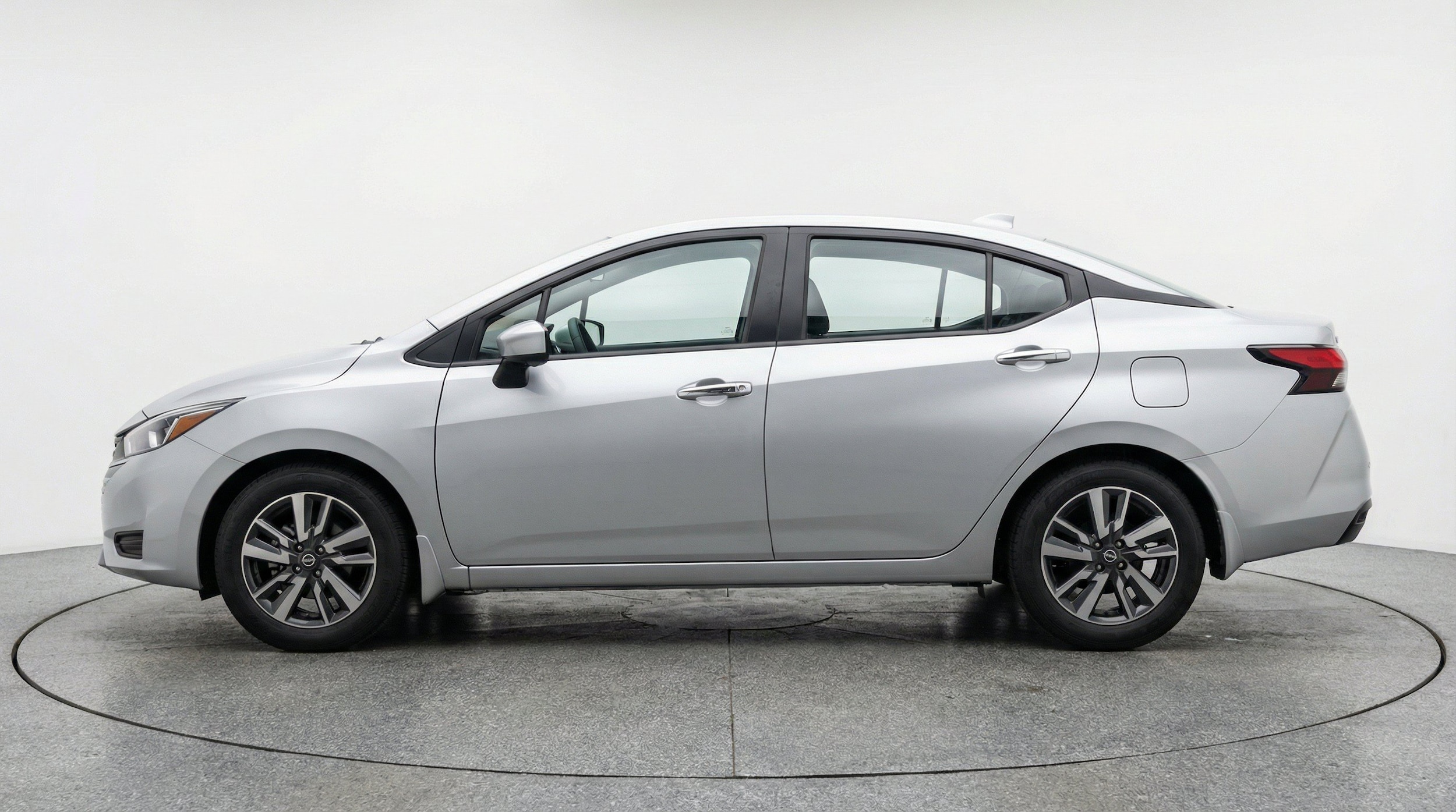 Thumbnail: 2025 Nissan Versa - 5
