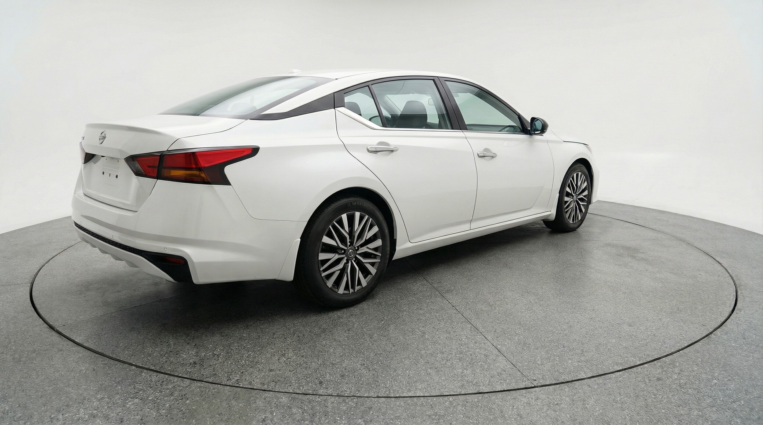 Thumbnail: 2025 Nissan Altima - 7