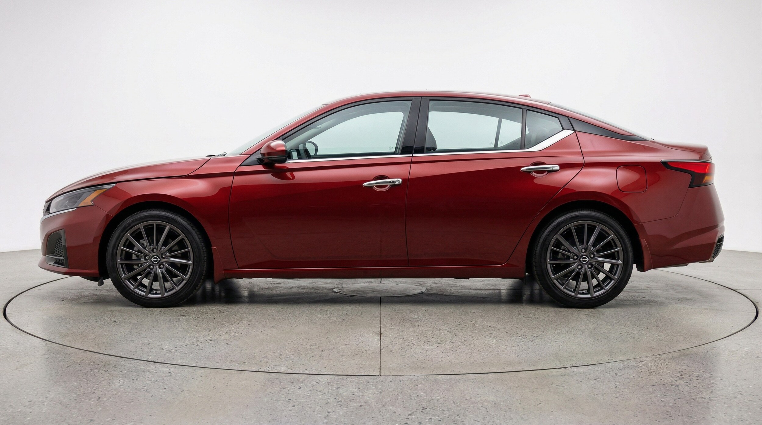 Thumbnail: 2025 Nissan Altima - 4