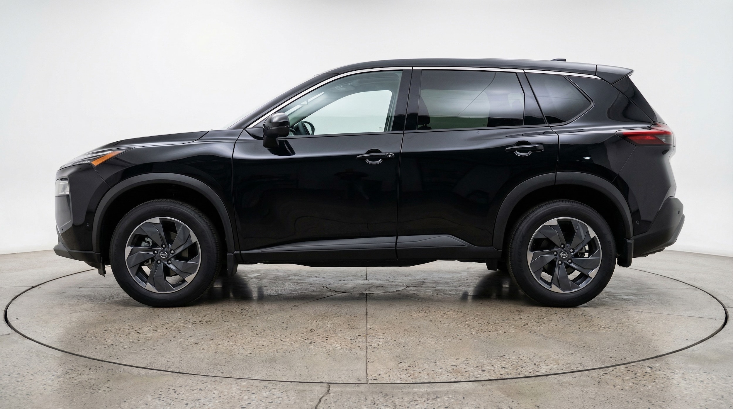 Thumbnail: 2025 Nissan Rogue - 4