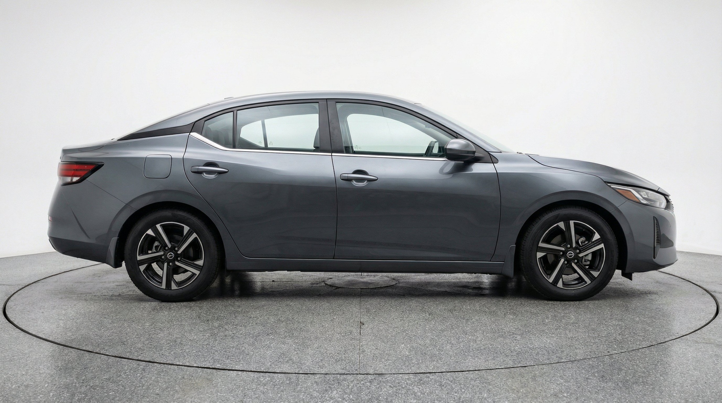 Thumbnail: 2025 Nissan Sentra - 10