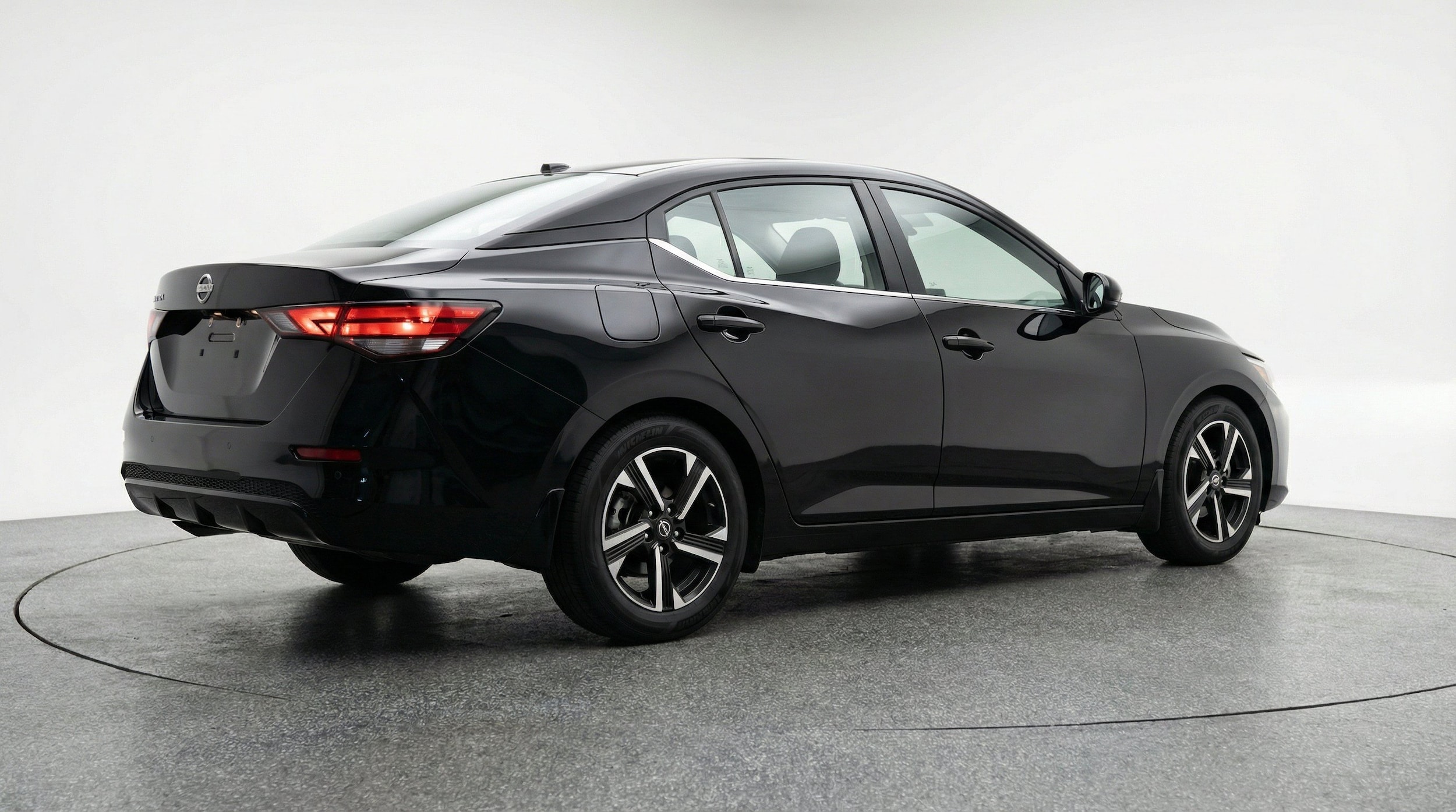 Thumbnail: 2025 Nissan Sentra - 9