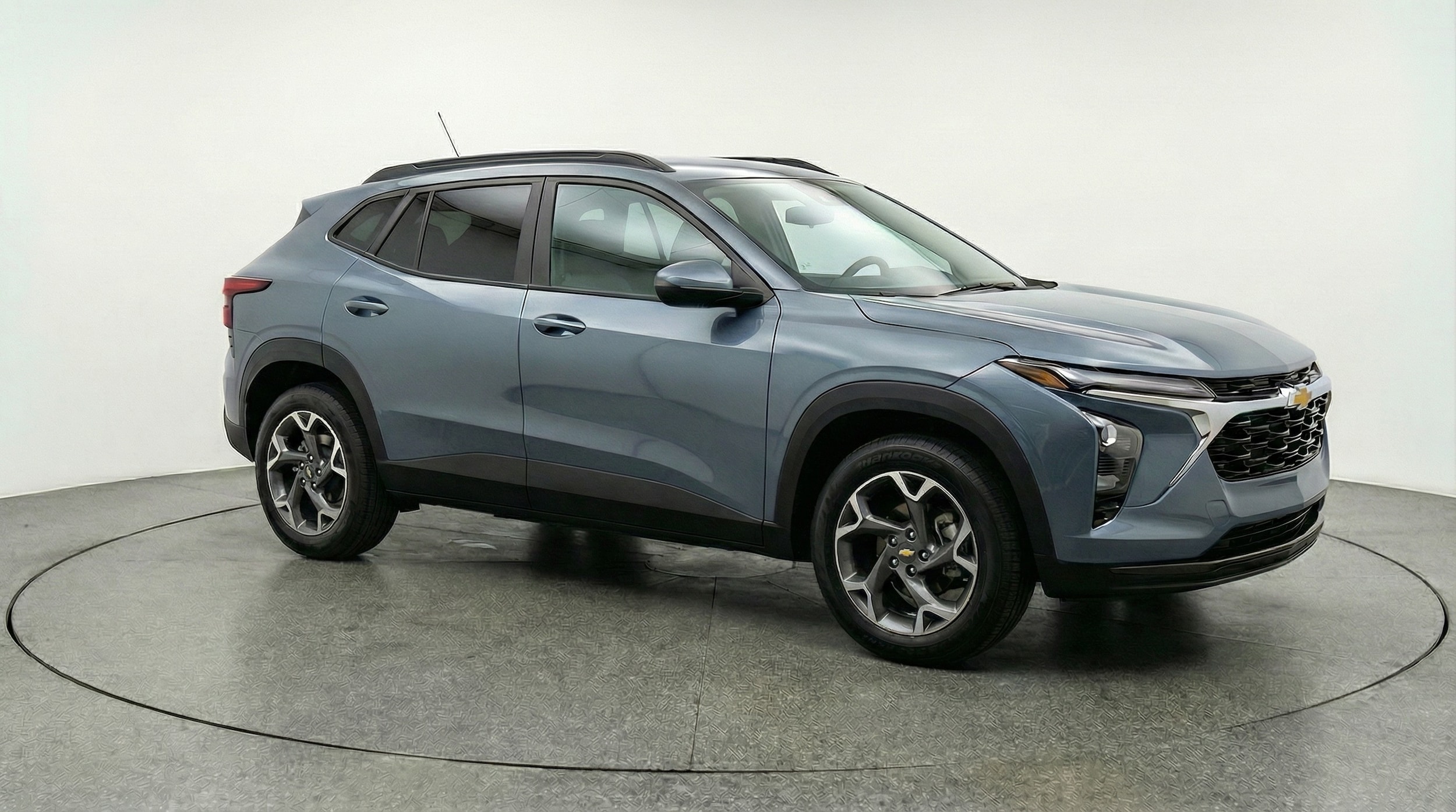 Thumbnail: 2025 Chevrolet Trax - 1