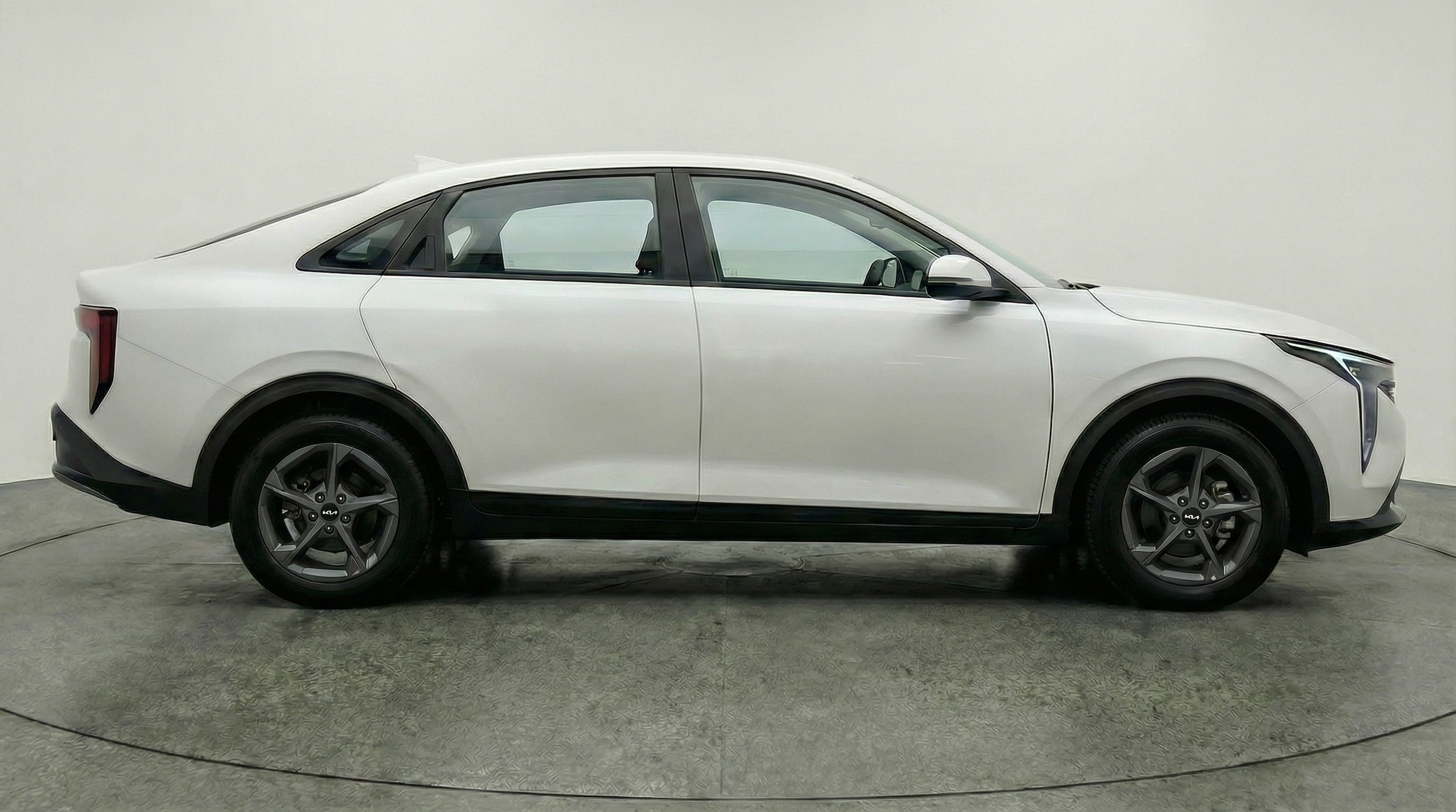 Thumbnail: 2025 Kia K4 - 8