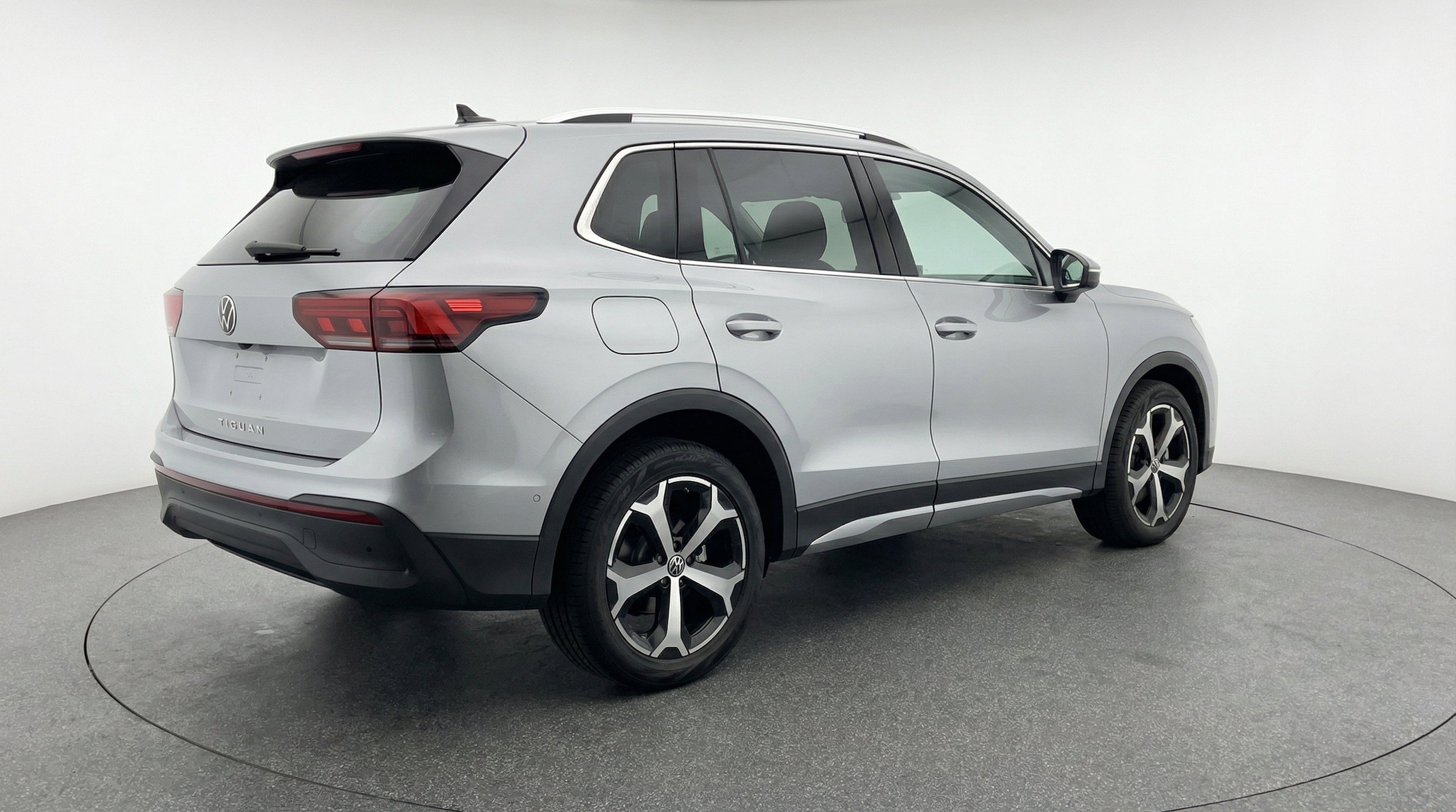 Thumbnail: 2026 Volkswagen Tiguan - 9