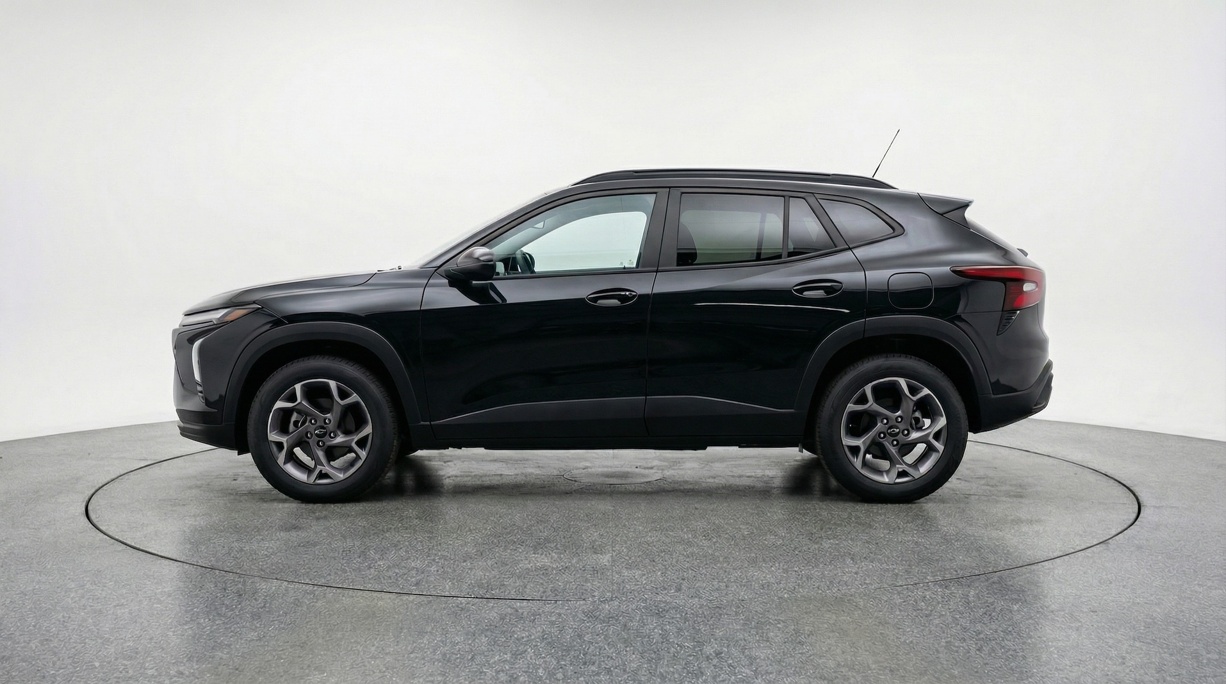 Thumbnail: 2025 Chevrolet Trax - 4