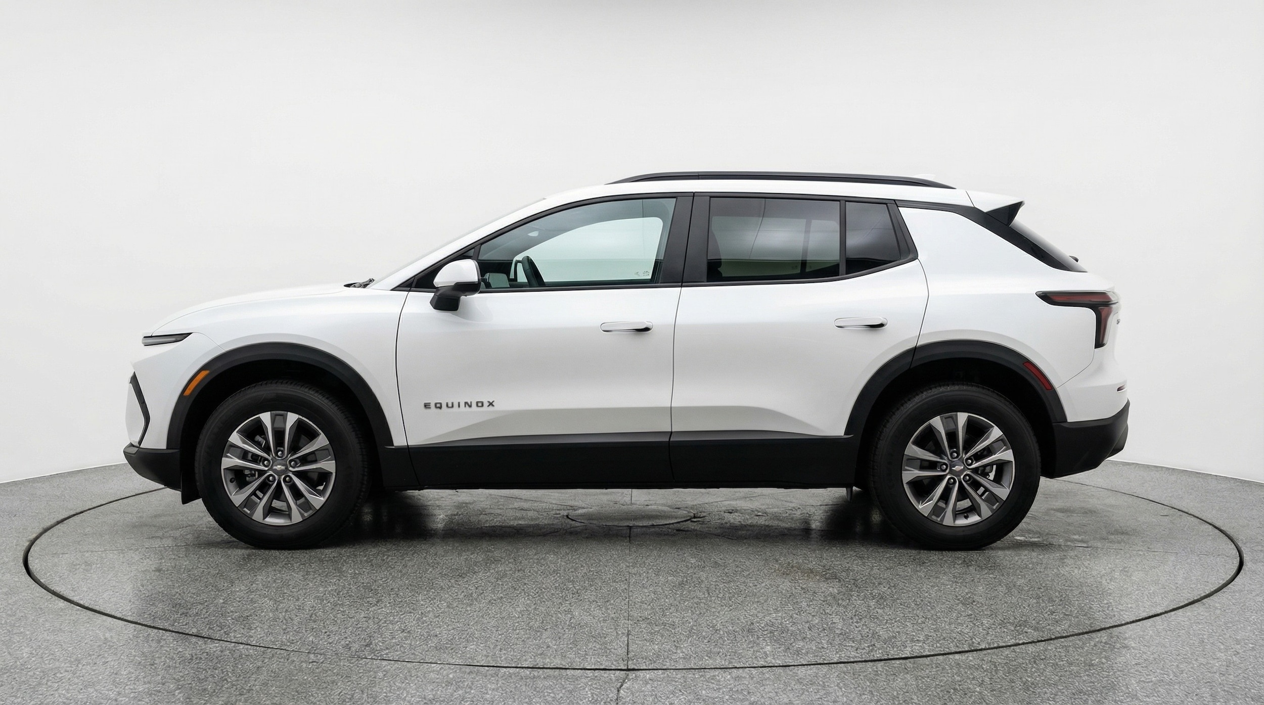 Thumbnail: 2025 Chevrolet Equinox - 4