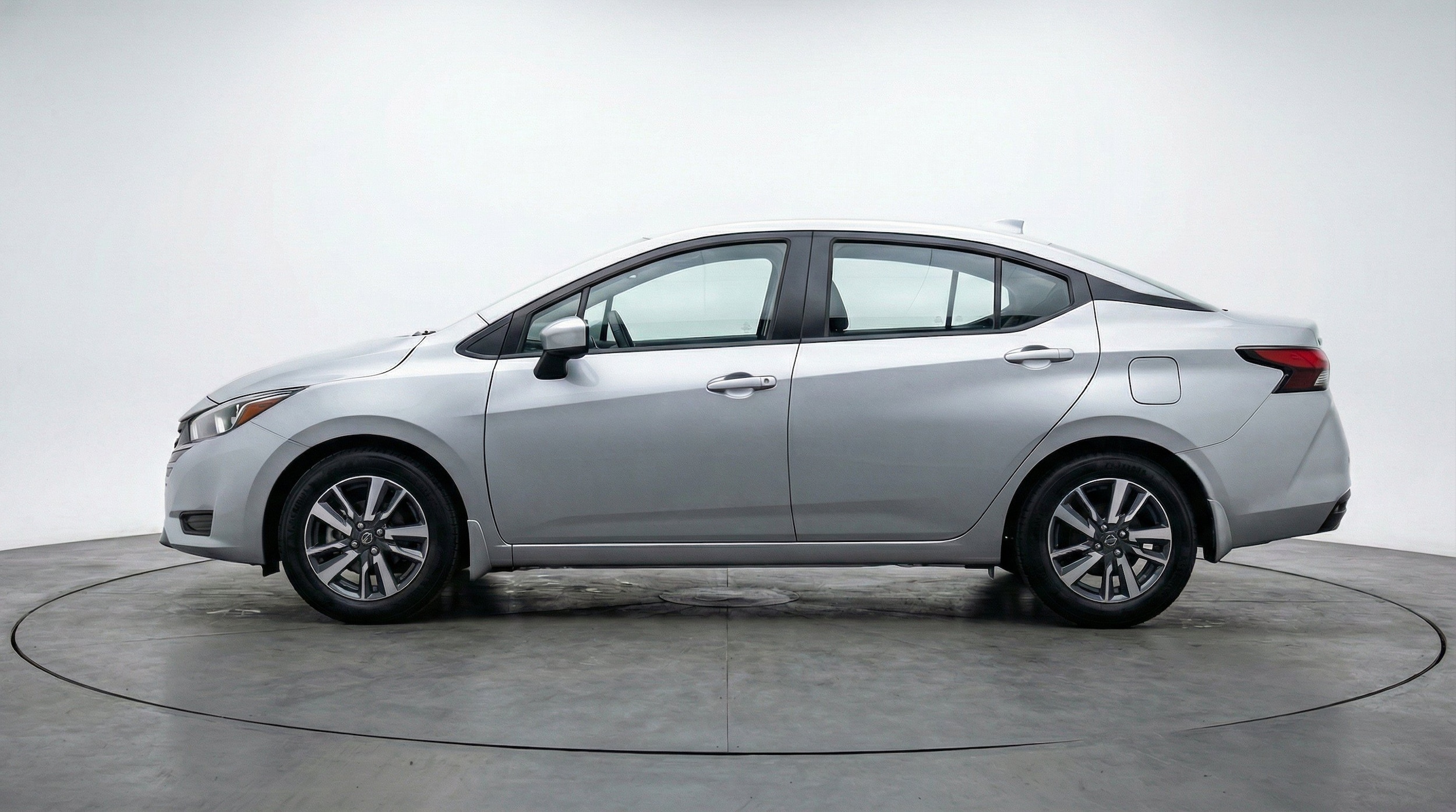 Thumbnail: 2025 Nissan Versa - 5