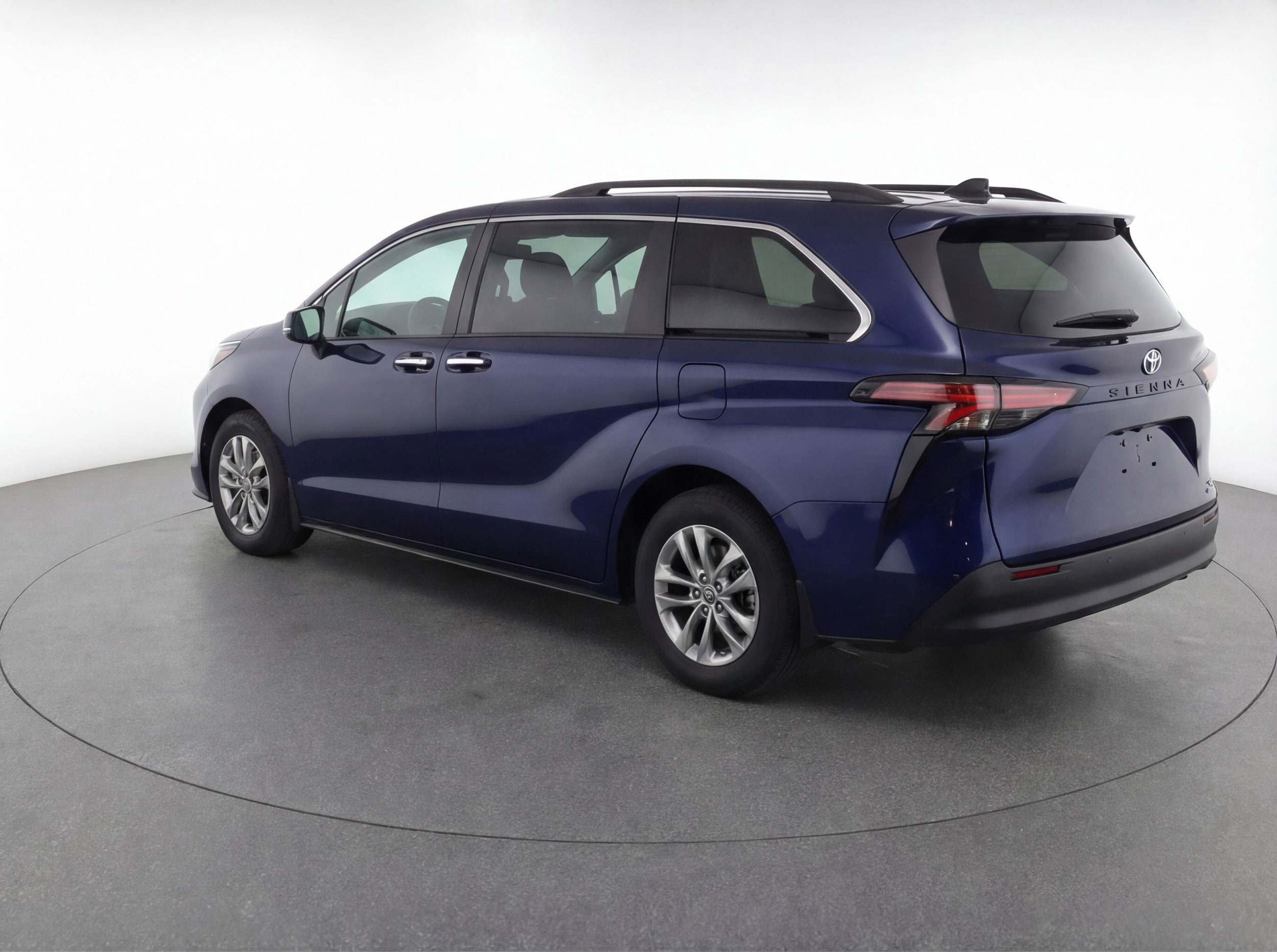 Thumbnail: 2024 Toyota Sienna - 6