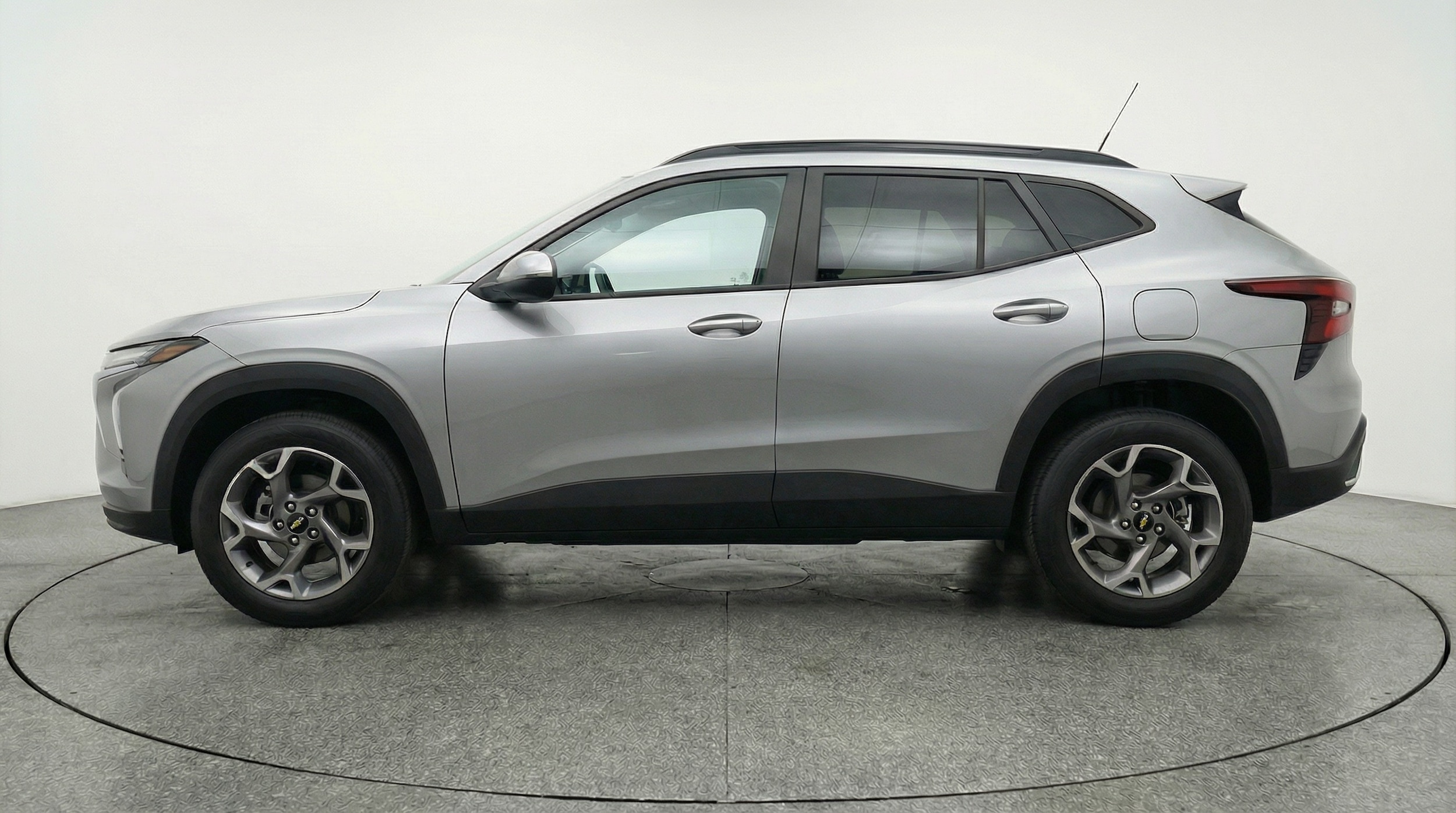 Thumbnail: 2025 Chevrolet Trax - 4