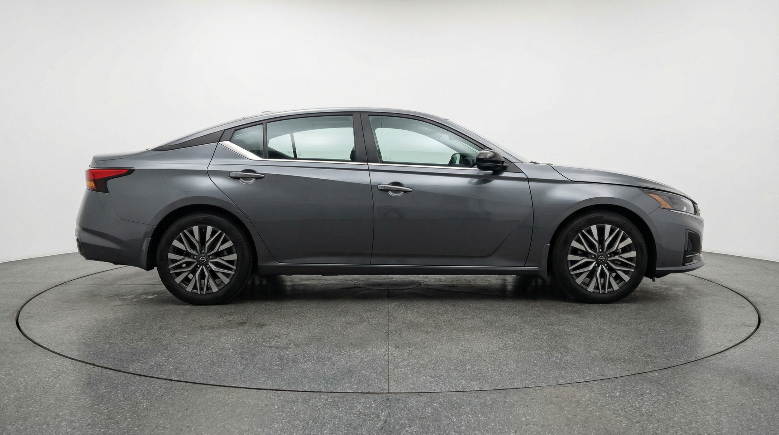 Thumbnail: 2025 Nissan Altima - 8