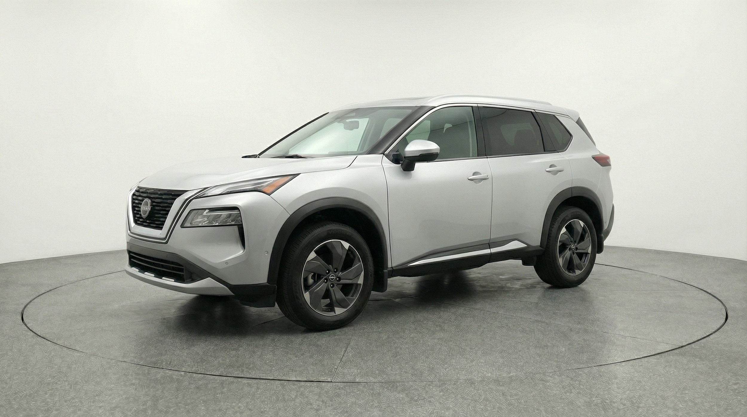 Thumbnail: 2025 Nissan Rogue - 3