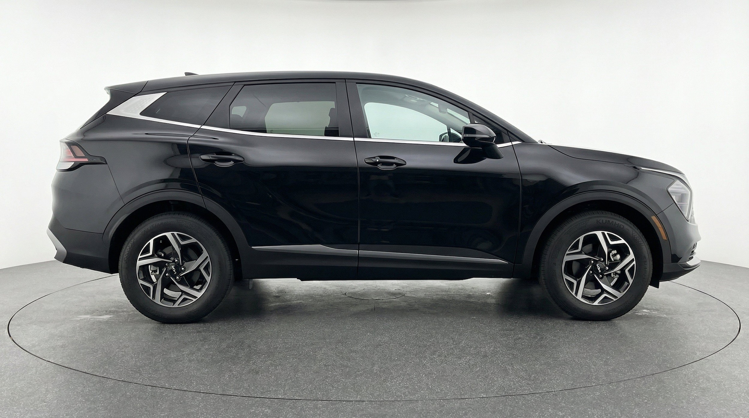 Thumbnail: 2025 Kia Sportage - 11