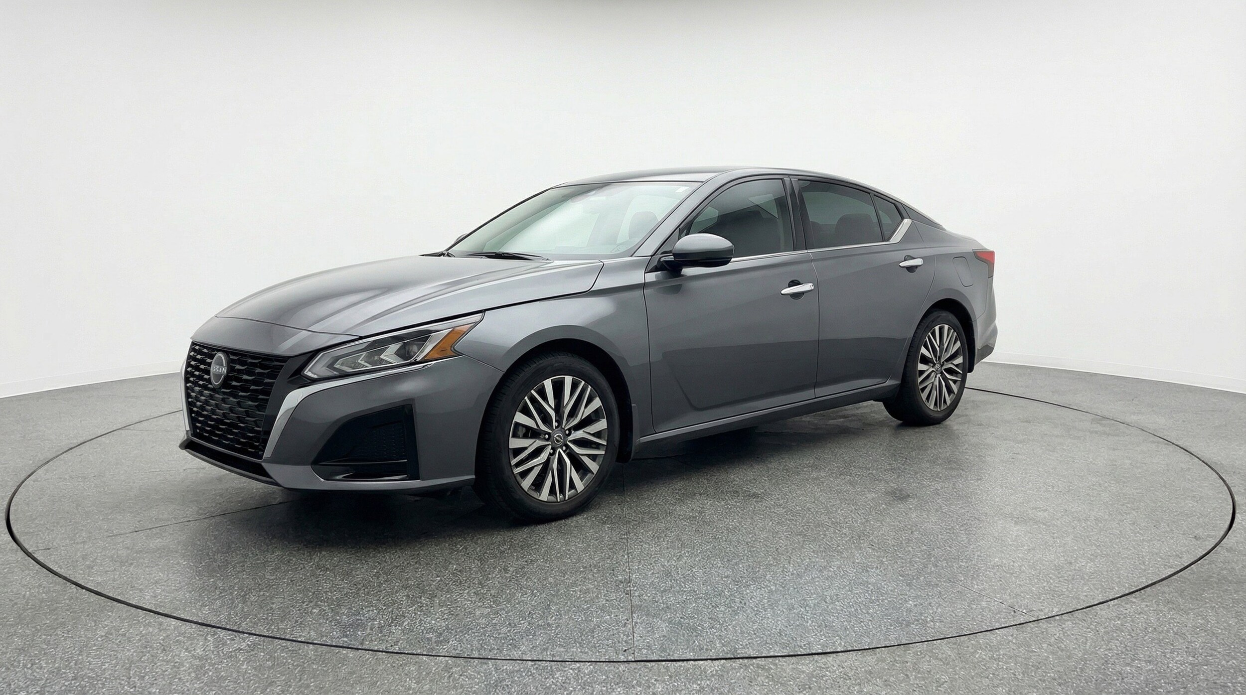 Thumbnail: 2025 Nissan Altima - 3