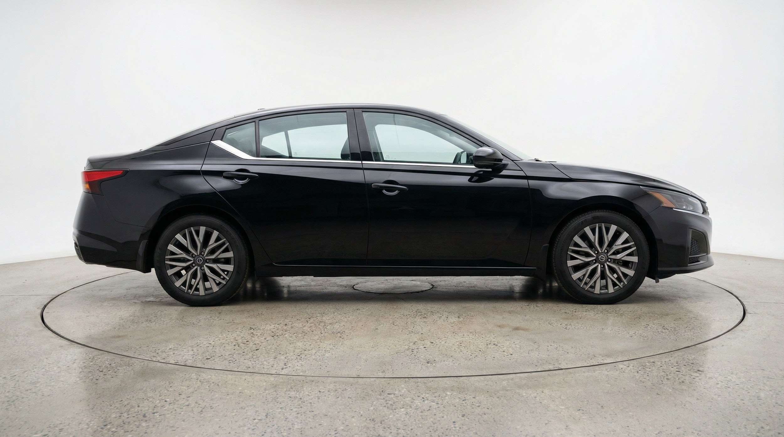 Thumbnail: 2025 Nissan Altima - 11
