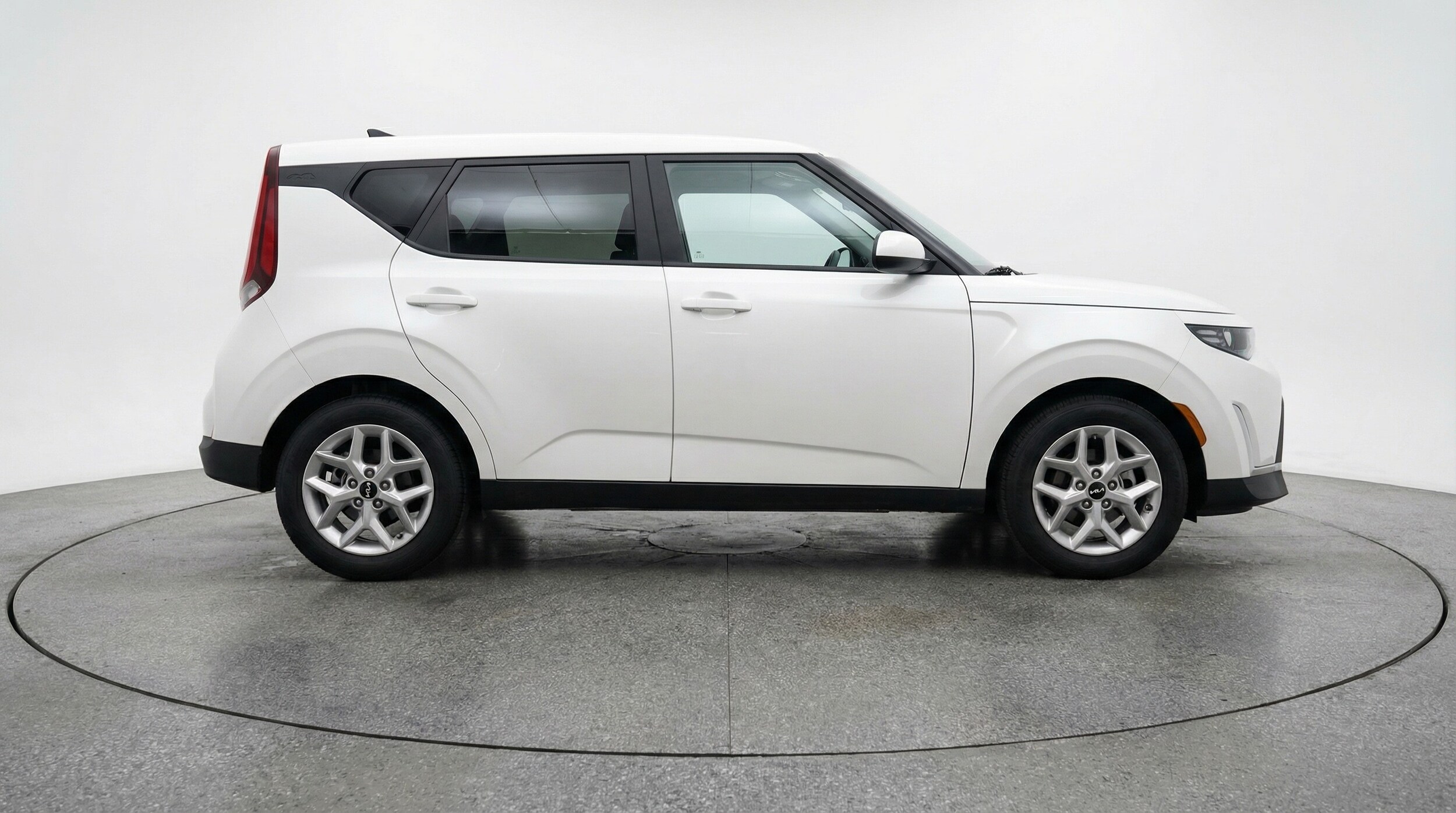 Thumbnail: 2025 Kia Soul - 8