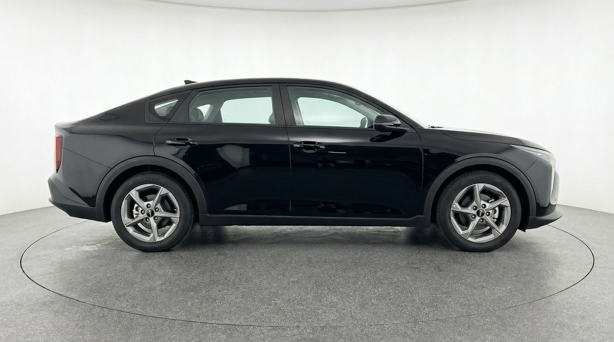 Thumbnail: 2025 Kia K4 - 8