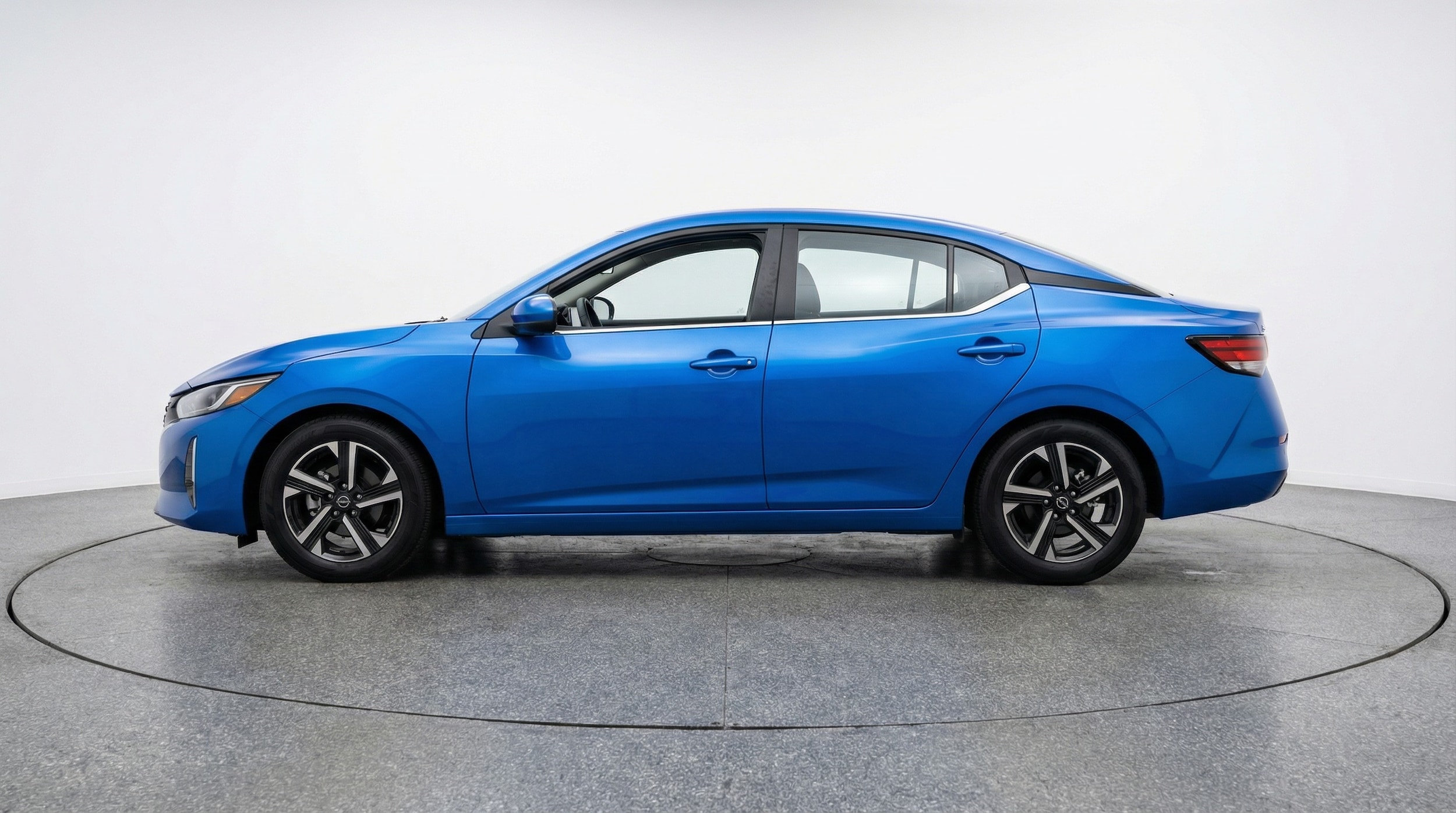 Thumbnail: 2025 Nissan Sentra - 4