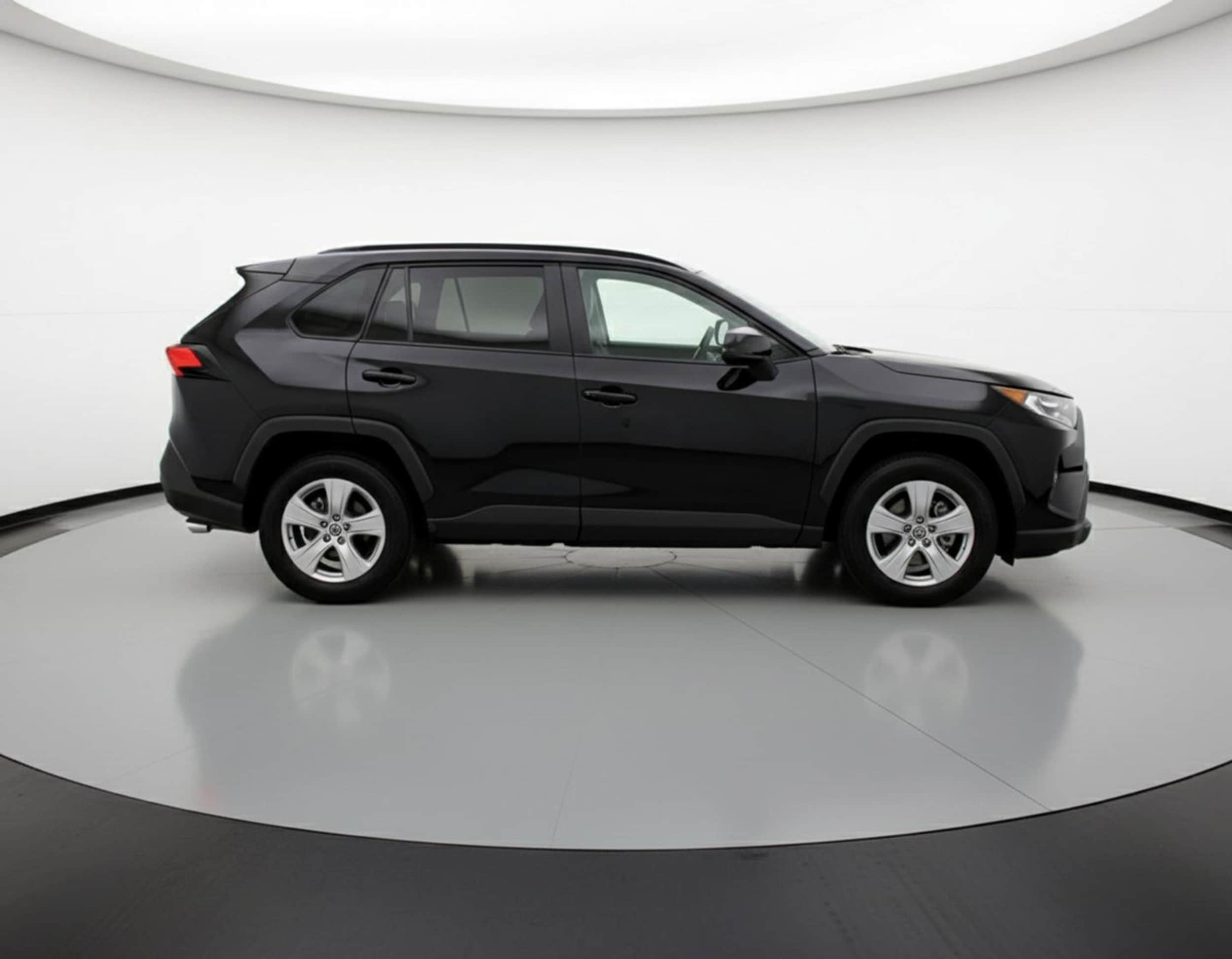 Thumbnail: 2025 Toyota RAV4 - 8