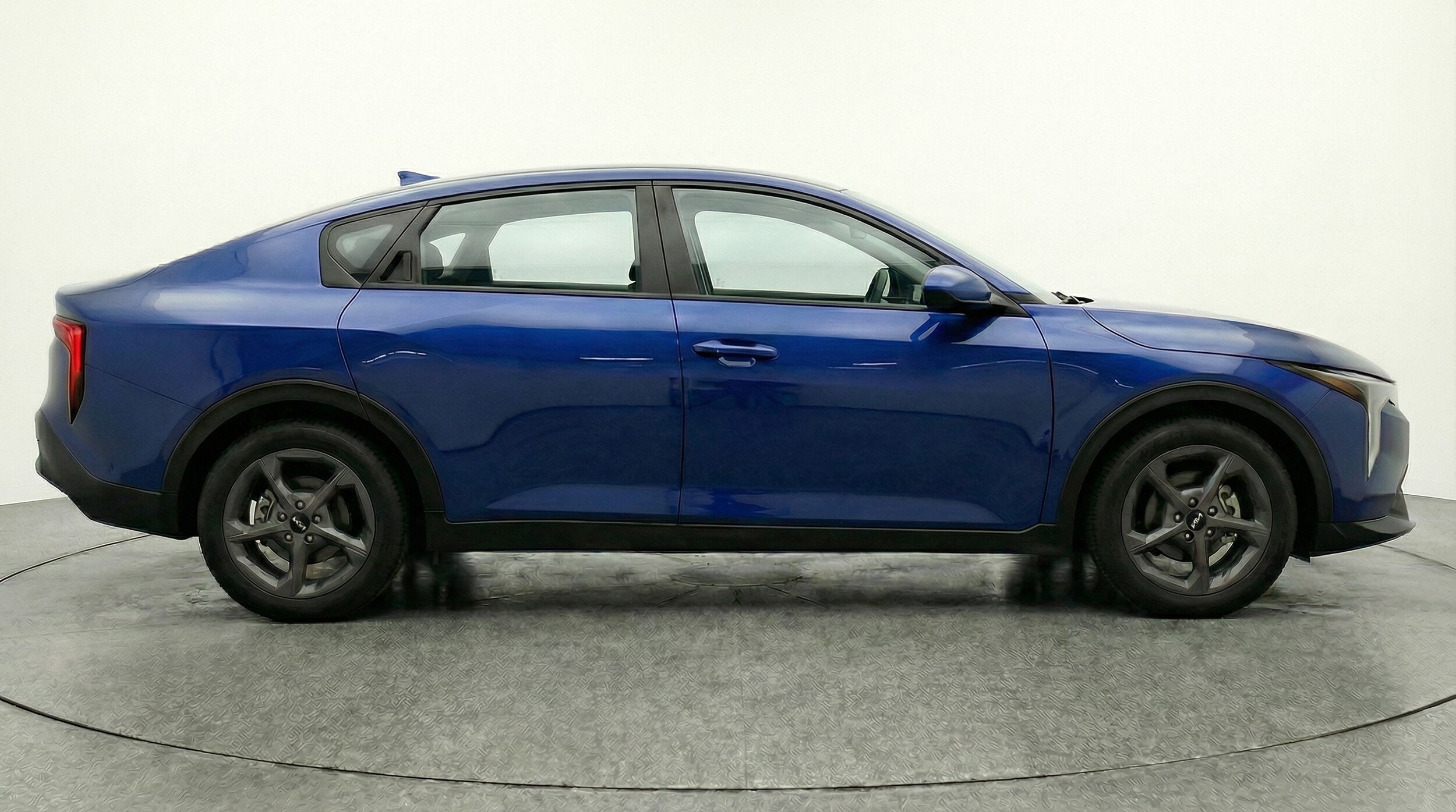 Thumbnail: 2025 Kia K4 - 4