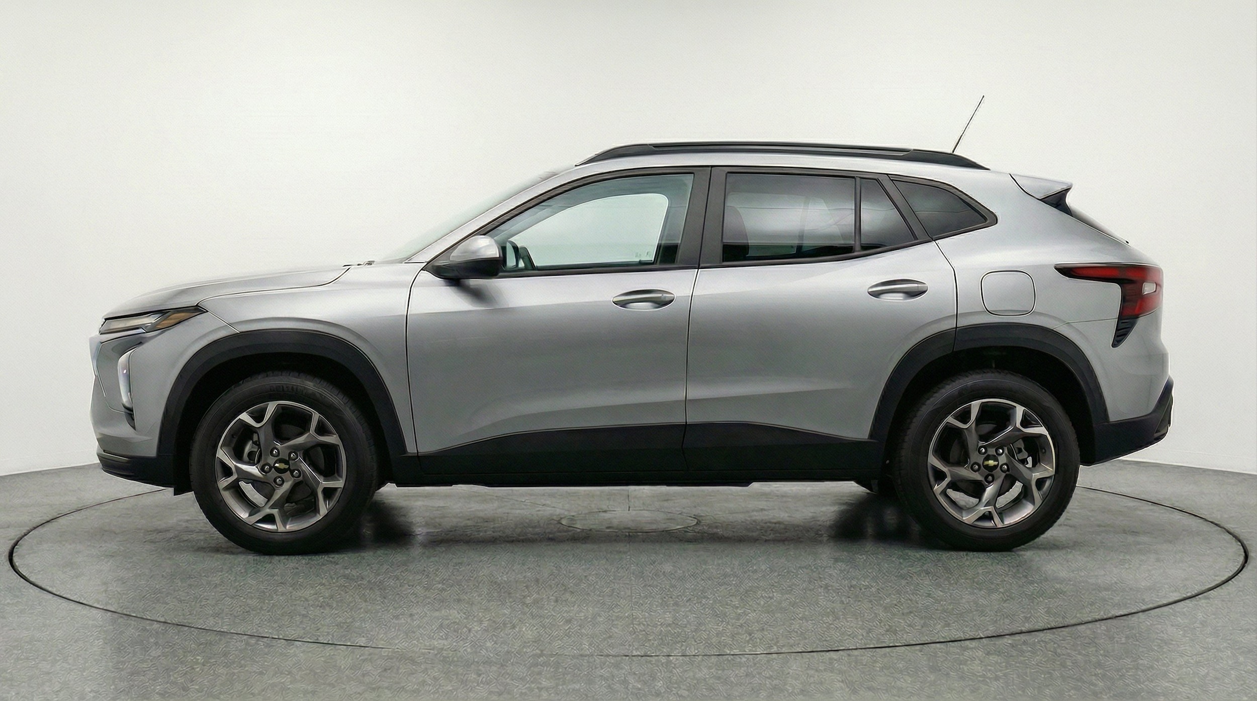 Thumbnail: 2025 Chevrolet Trax - 5