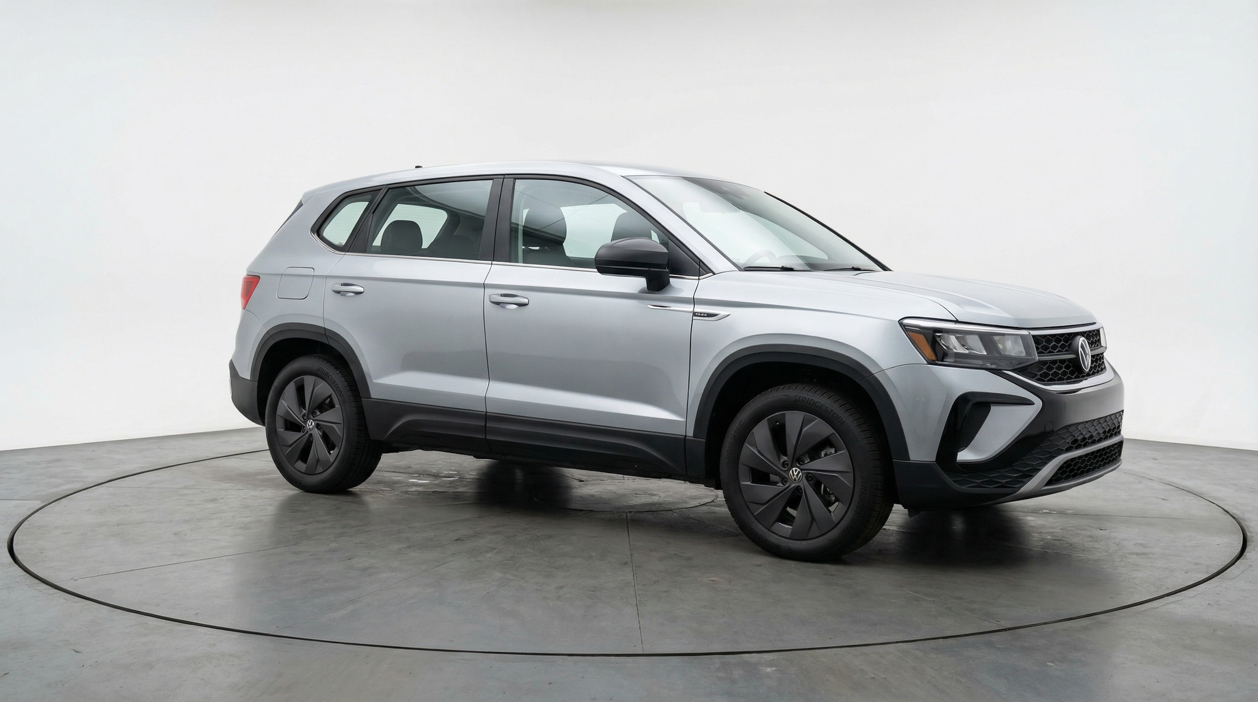 Thumbnail: 2025 Volkswagen Taos - 1