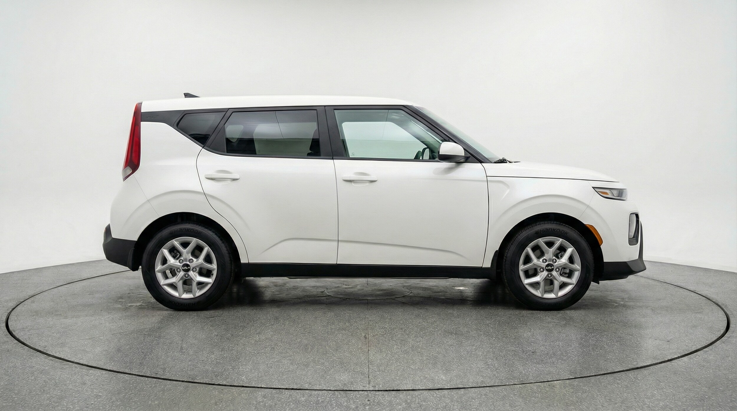 Thumbnail: 2025 Kia Soul - 8