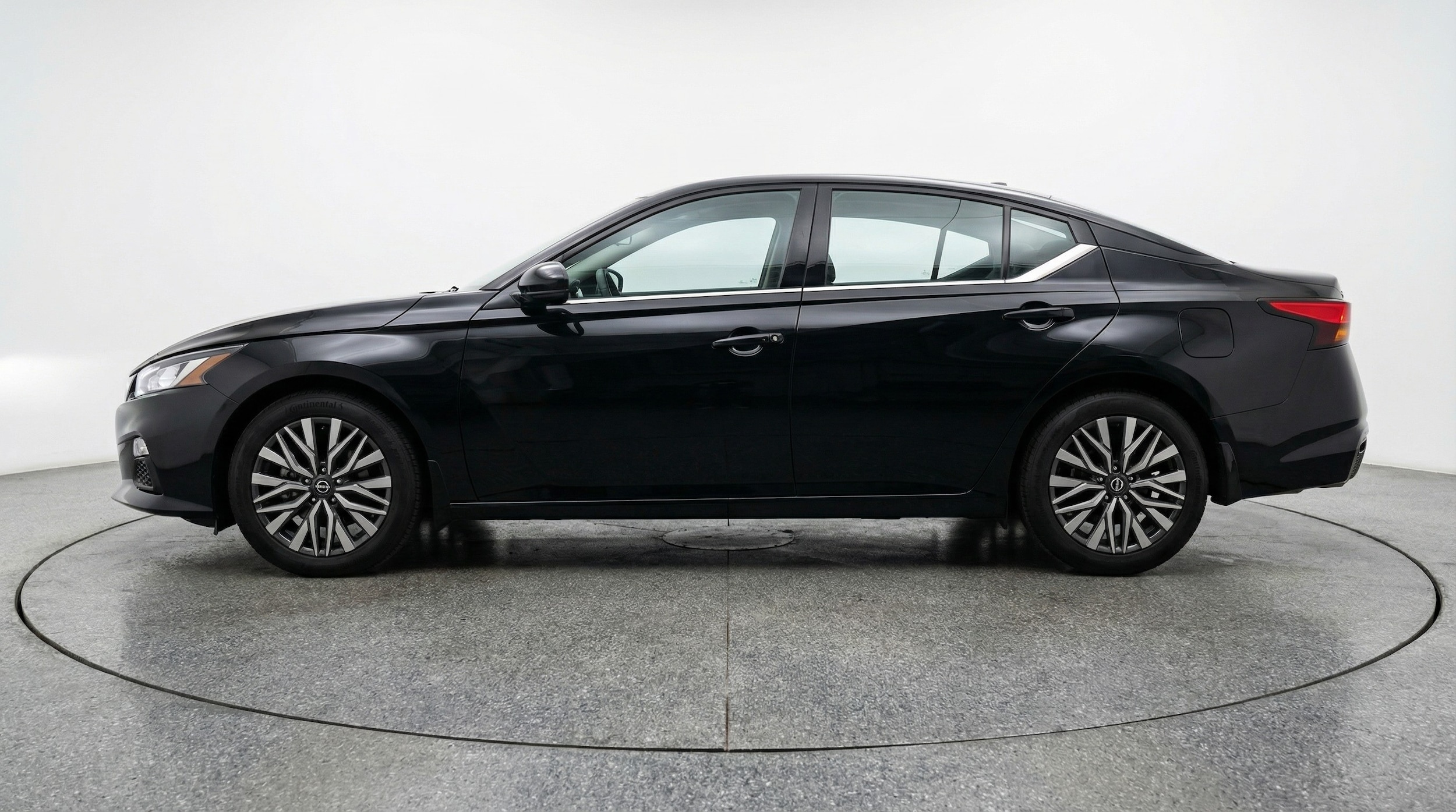 Thumbnail: 2025 Nissan Altima - 4