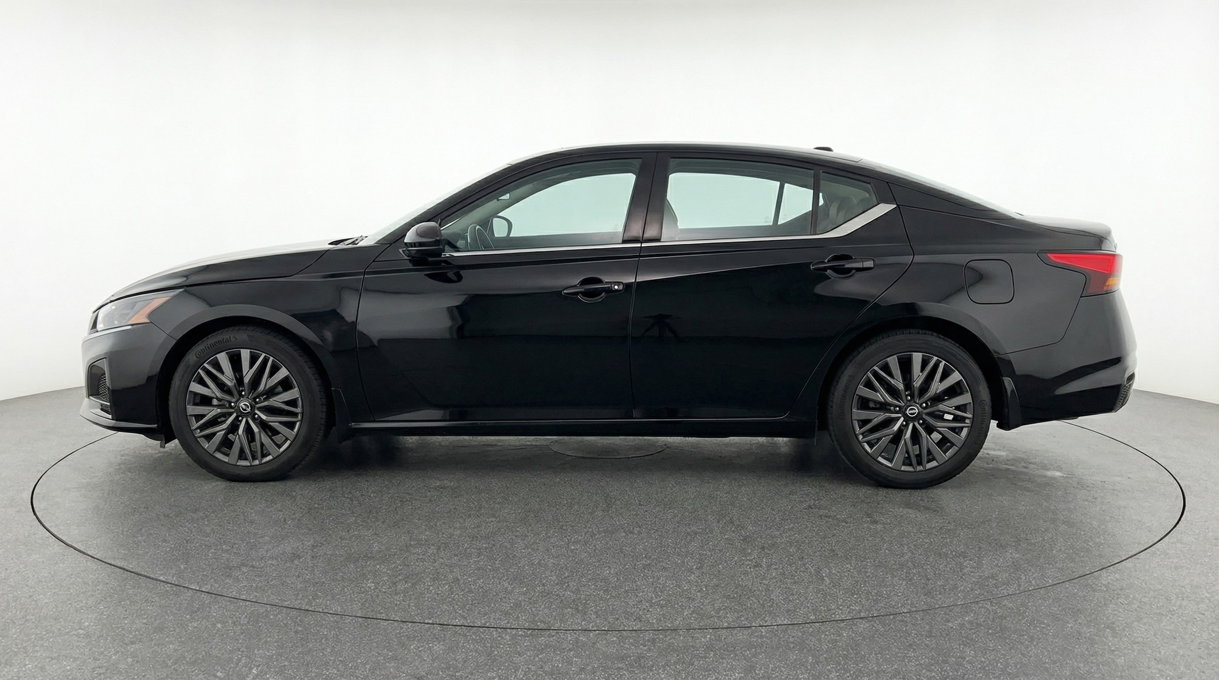 Thumbnail: 2025 Nissan Altima - 4