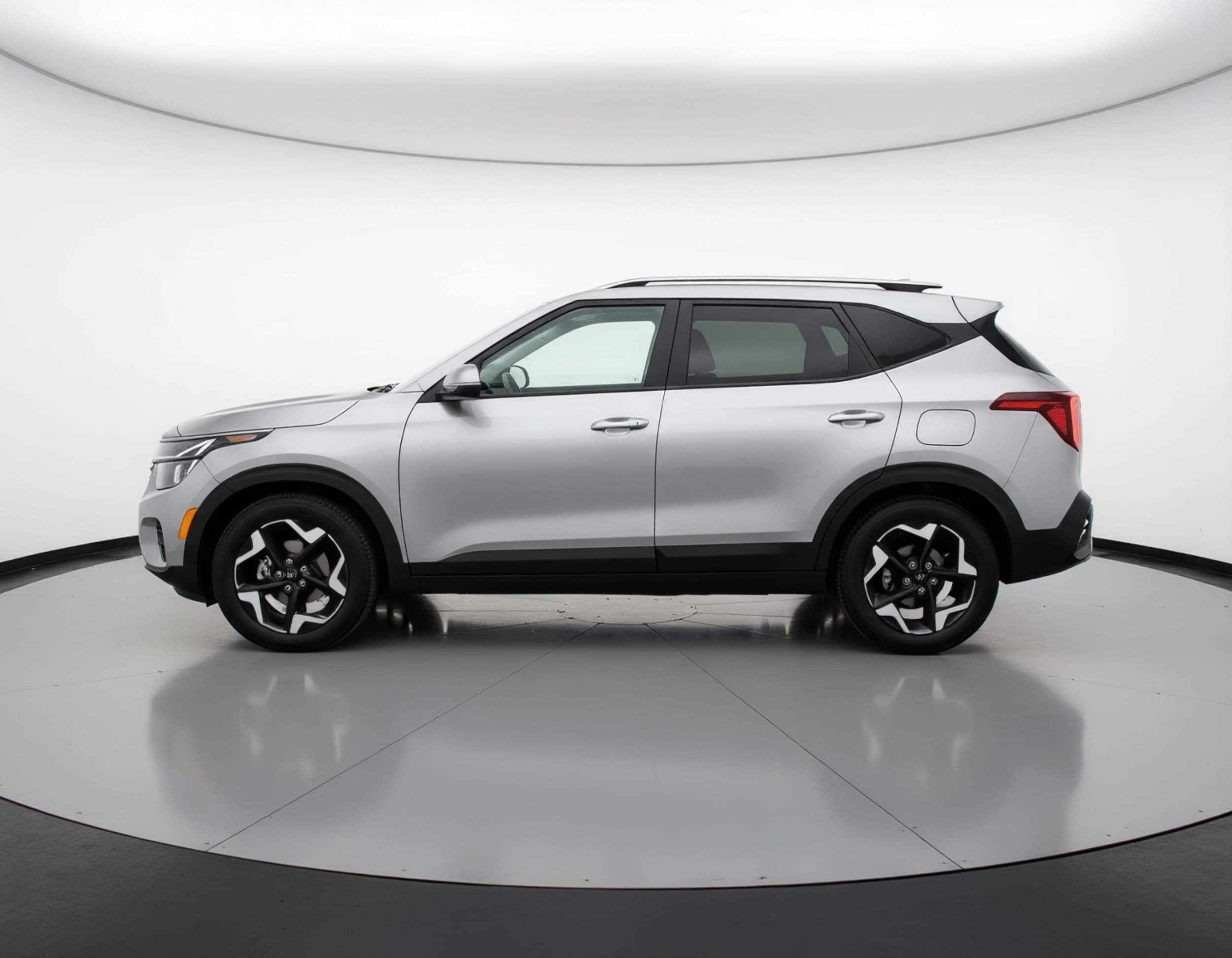 Thumbnail: 2025 Kia Seltos - 4