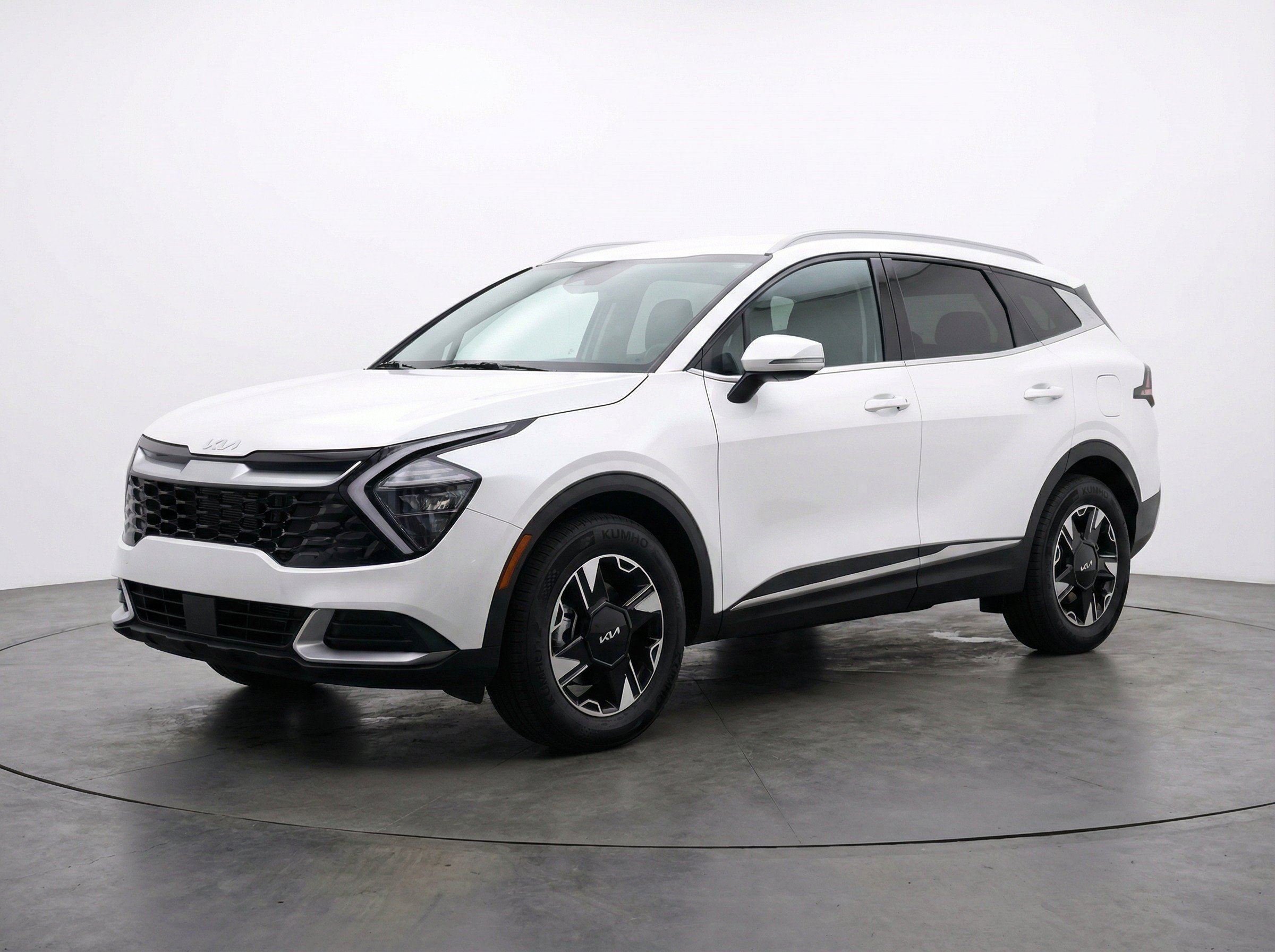 Thumbnail: 2026 Kia Sportage - 3