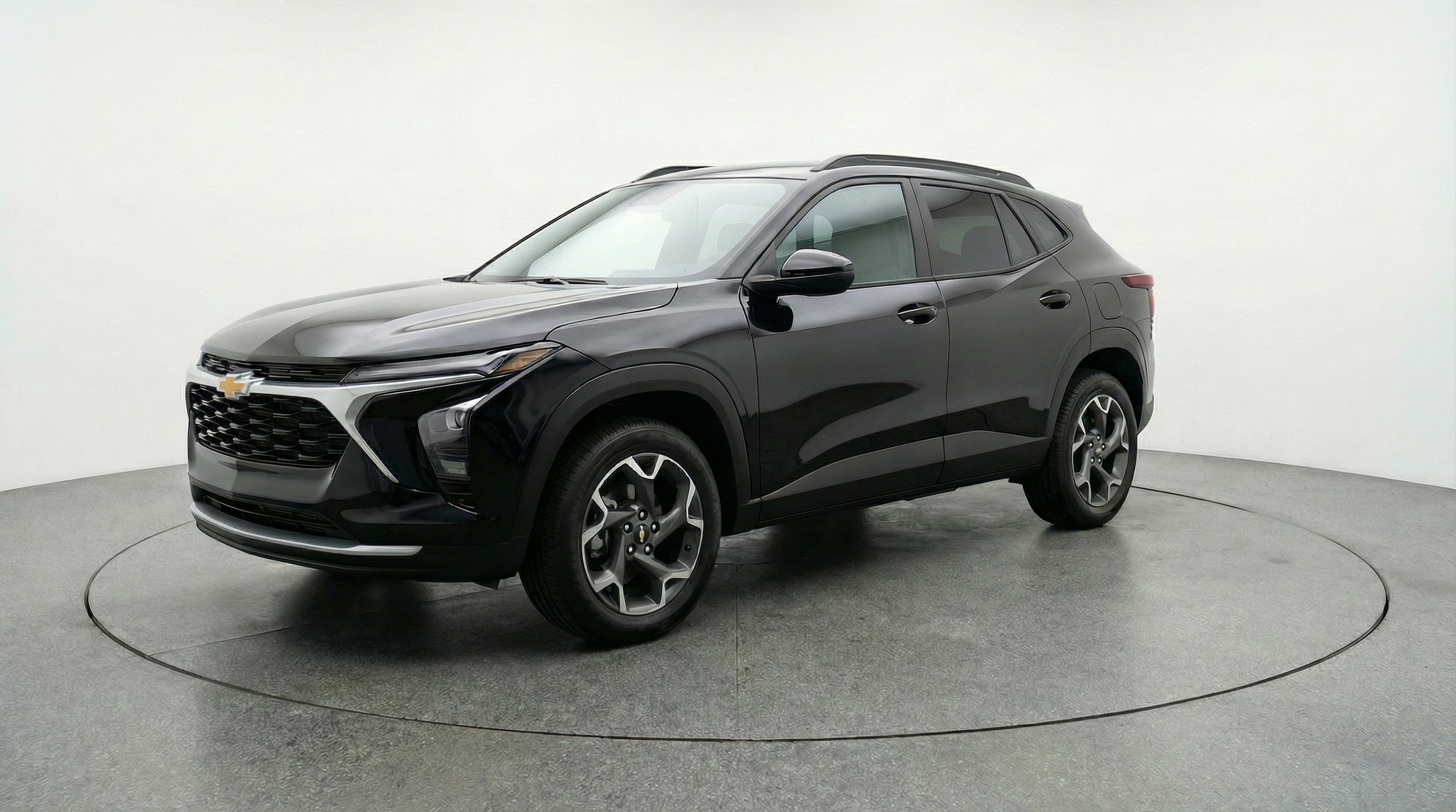 Thumbnail: 2025 Chevrolet Trax - 3