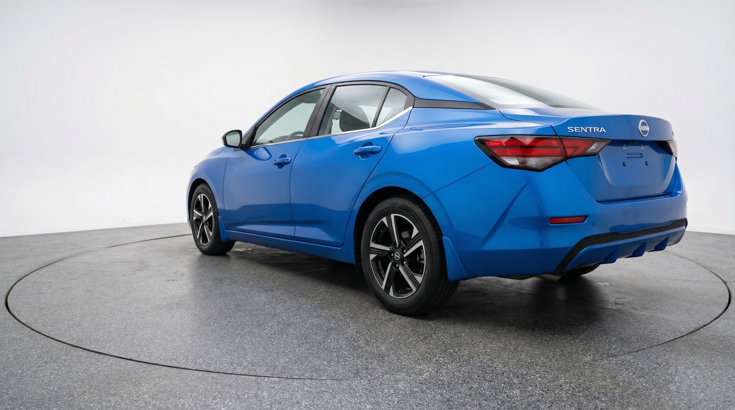 Thumbnail: 2025 Nissan Sentra - 5