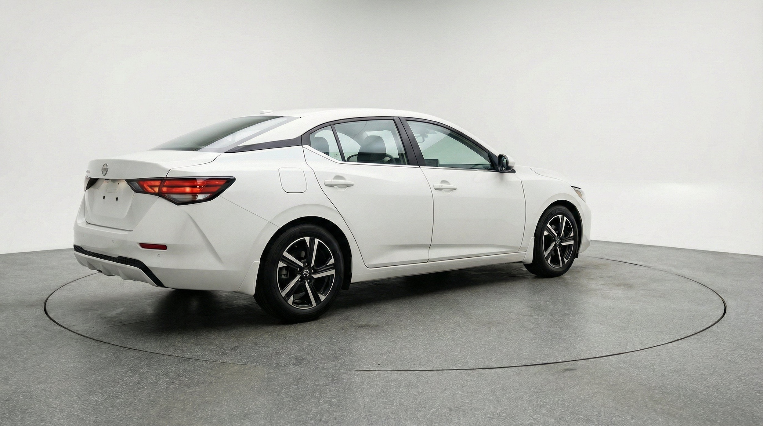 Thumbnail: 2025 Nissan Sentra - 9