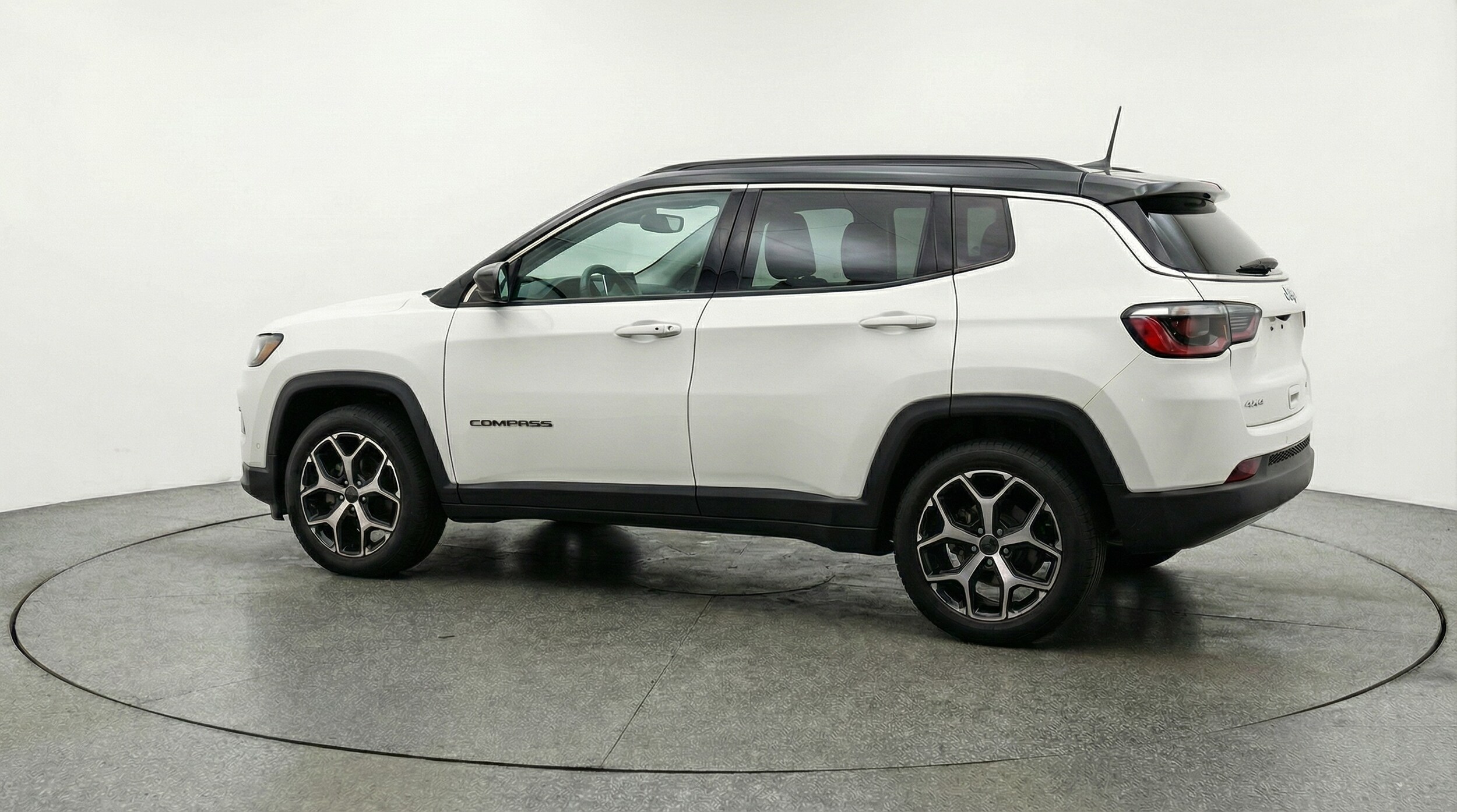 Thumbnail: 2025 Jeep Compass - 4