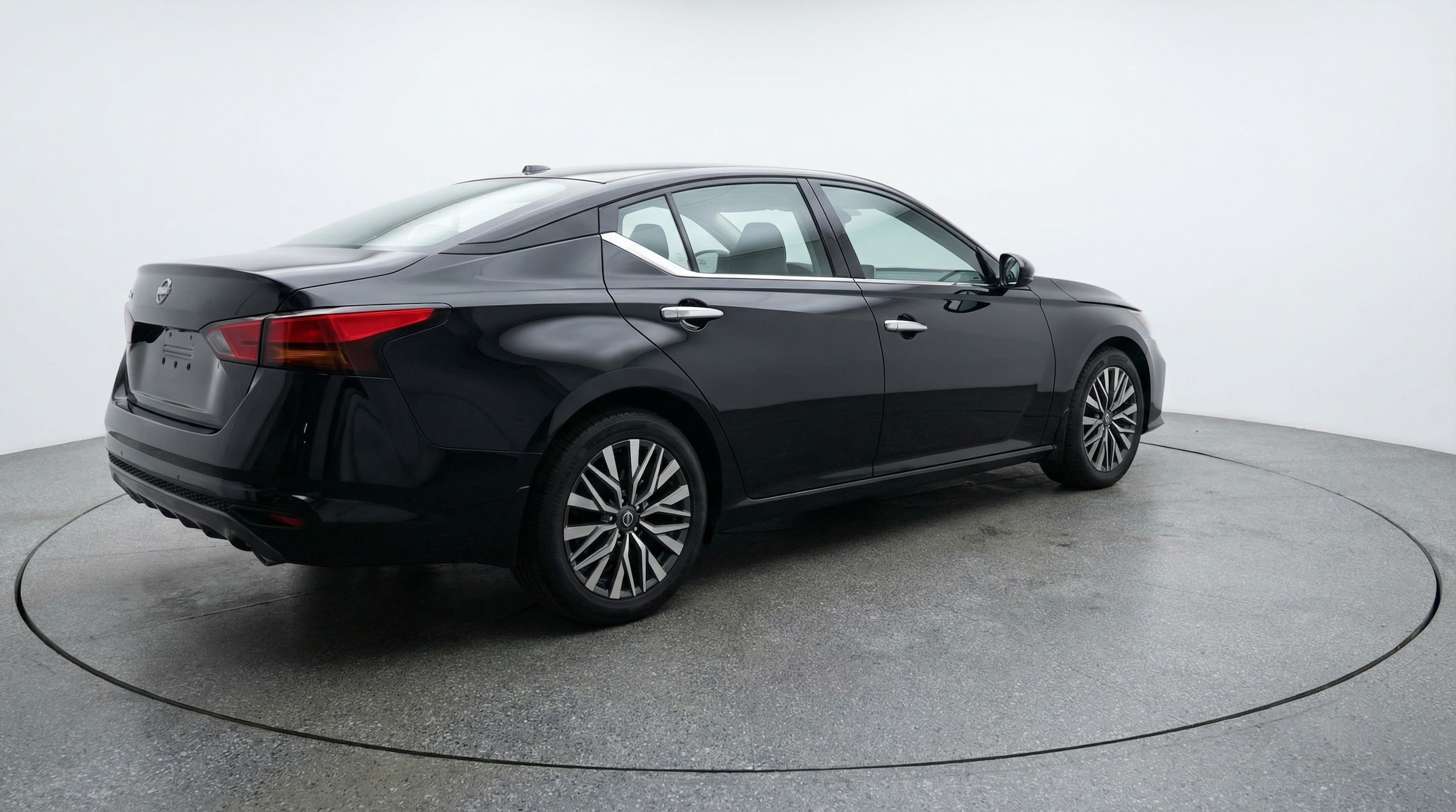 Thumbnail: 2025 Nissan Altima - 7