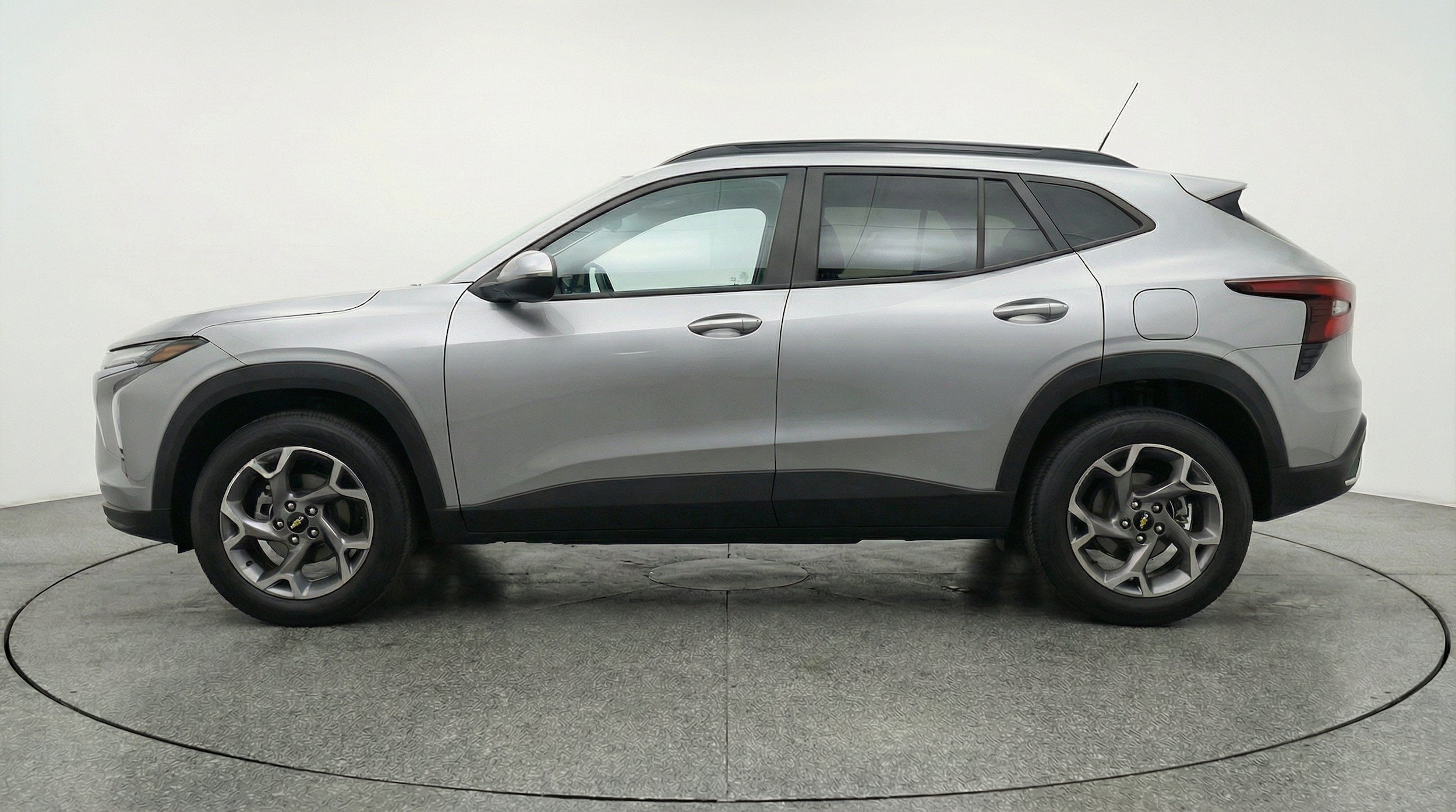 Thumbnail: 2025 Chevrolet Trax - 5