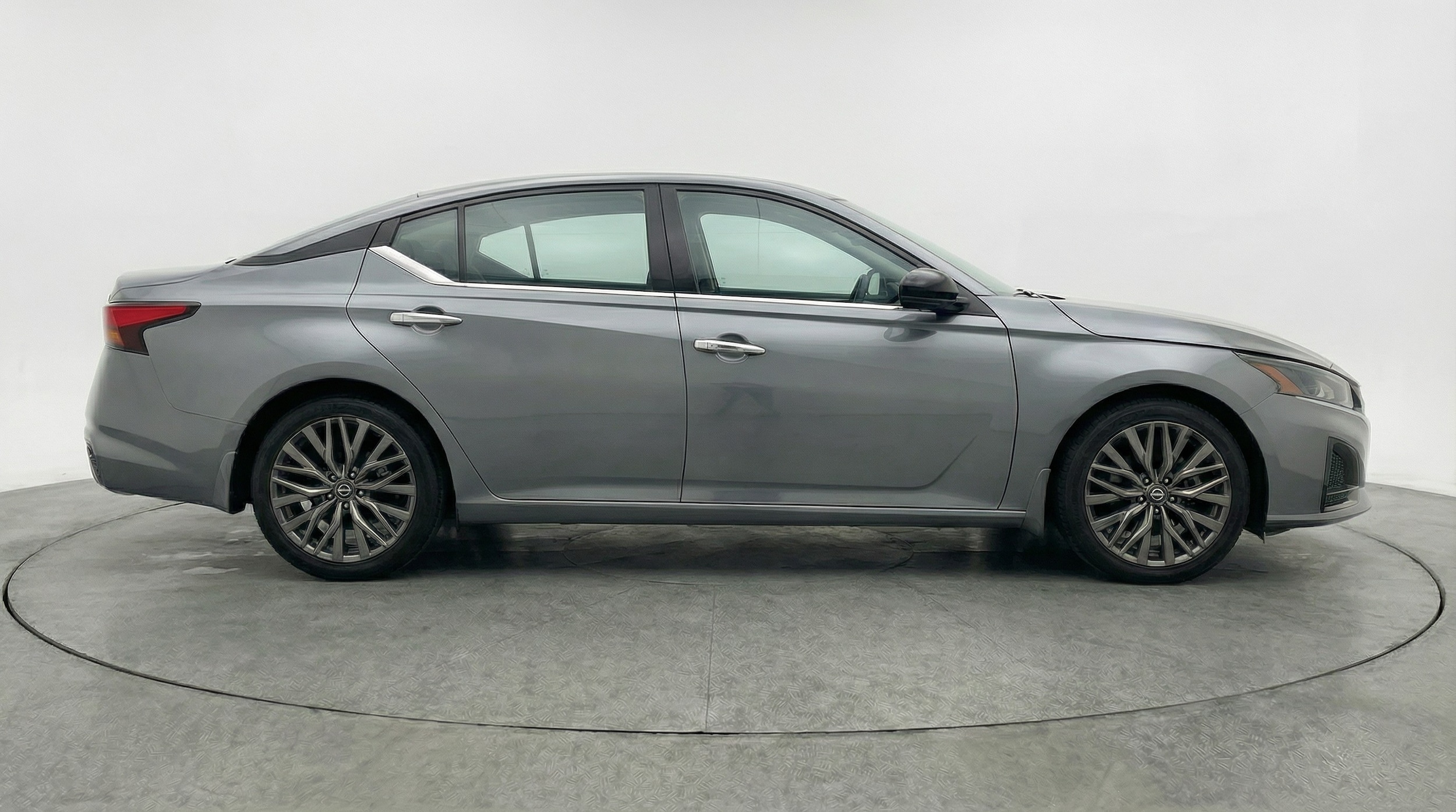 Thumbnail: 2025 Nissan Altima - 8