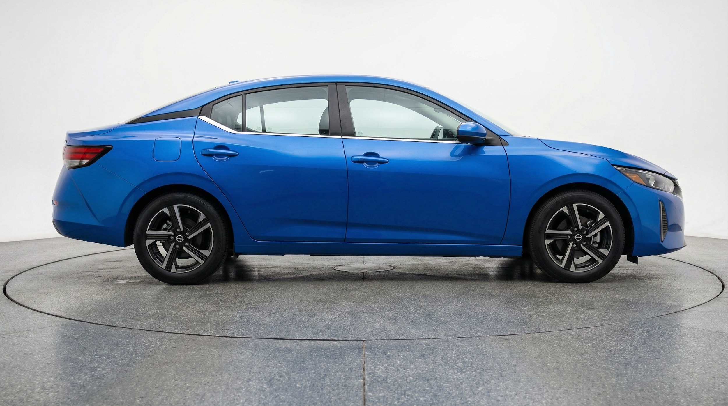 Thumbnail: 2025 Nissan Sentra - 8