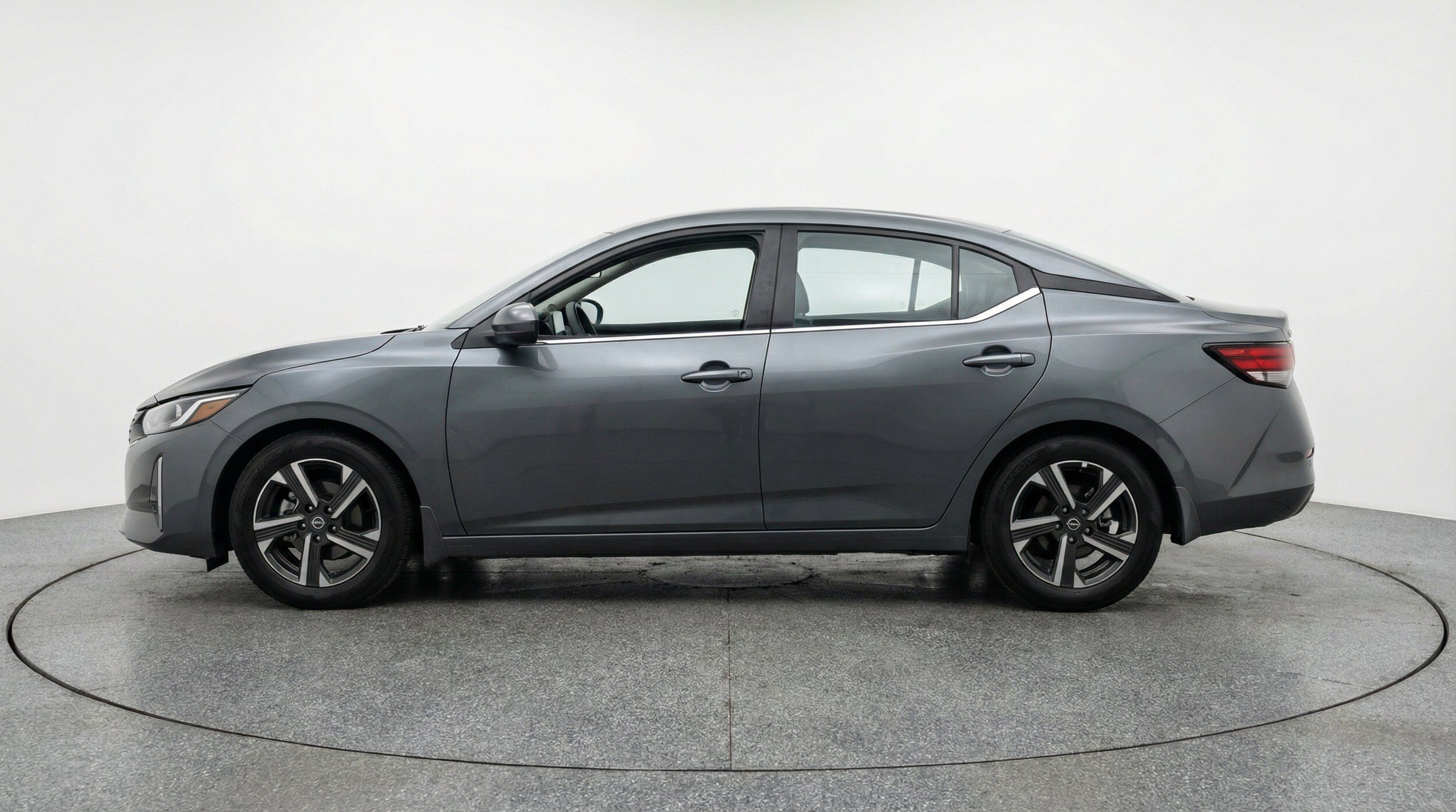Thumbnail: 2025 Nissan Sentra - 5