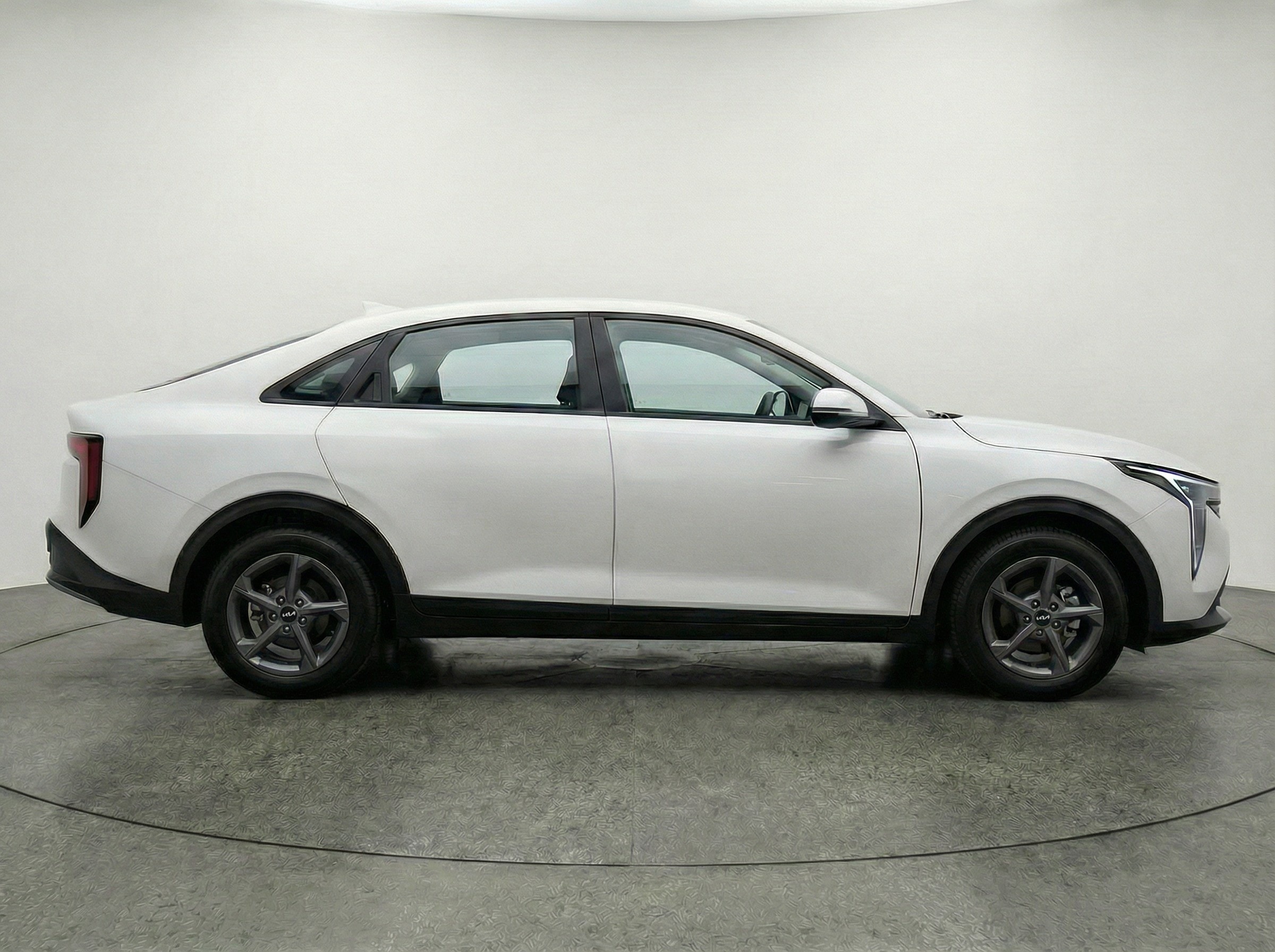 Thumbnail: 2025 Kia K4 - 8