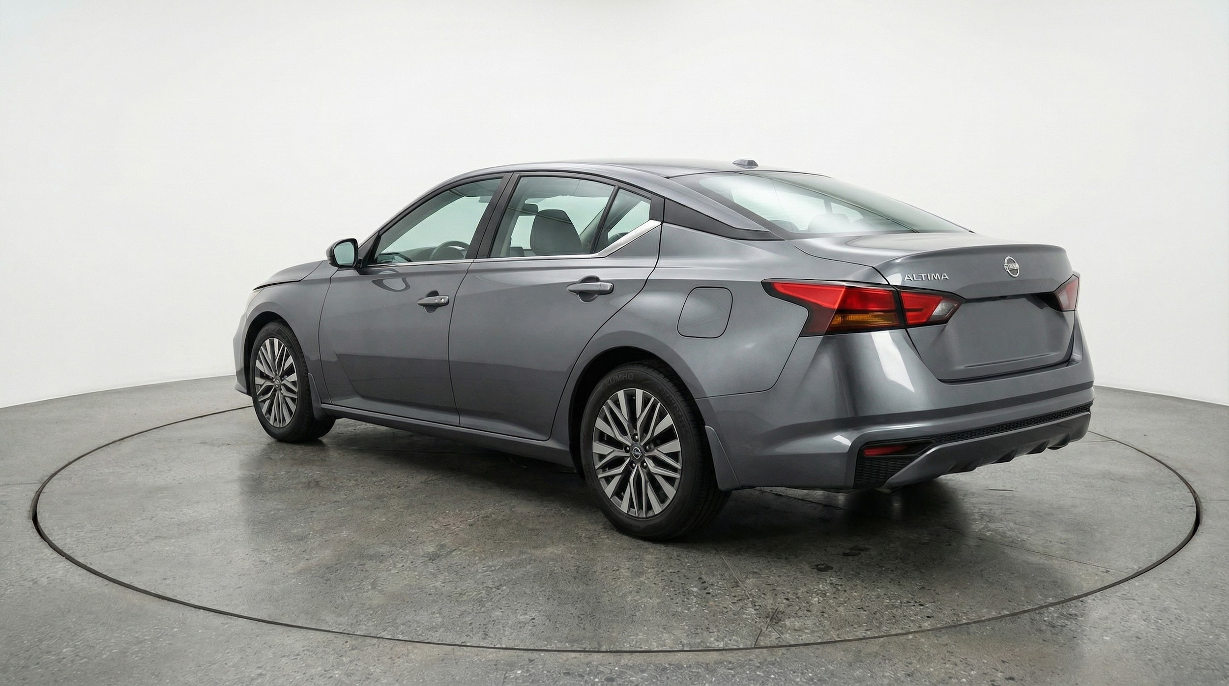 Thumbnail: 2025 Nissan Altima - 5