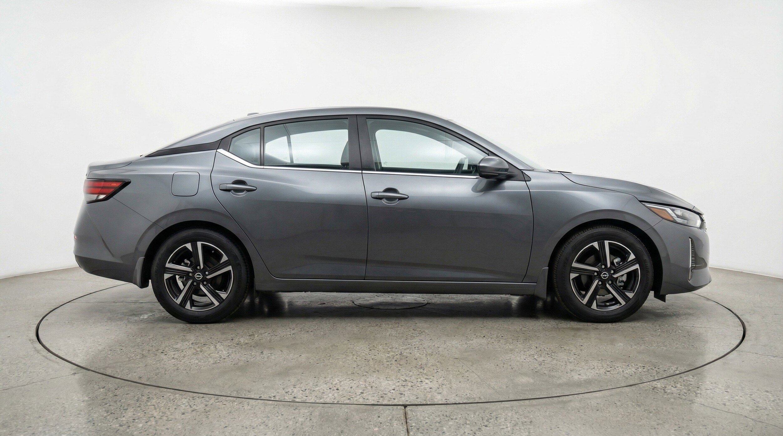 Thumbnail: 2025 Nissan Sentra - 11