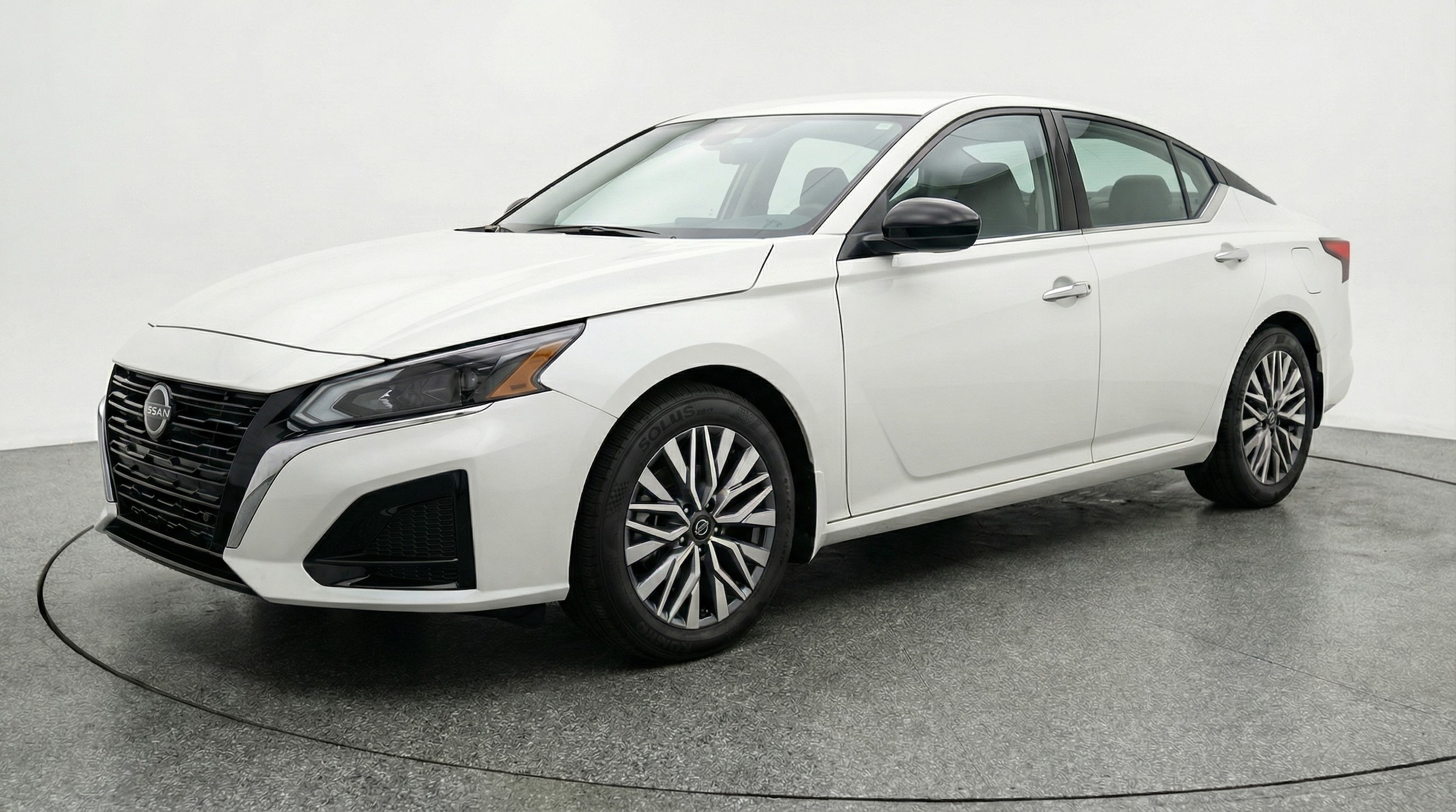 Thumbnail: 2025 Nissan Altima - 3